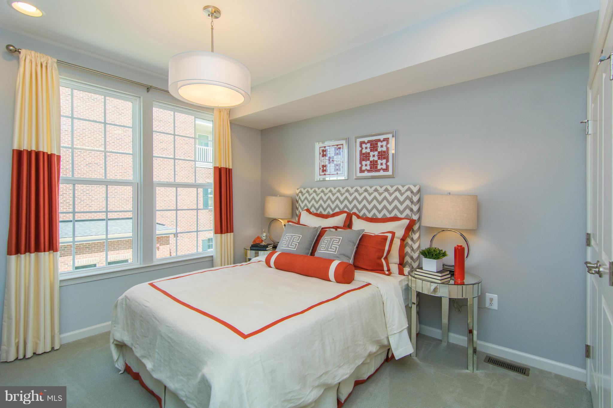 GREENBELT STATION - Residential