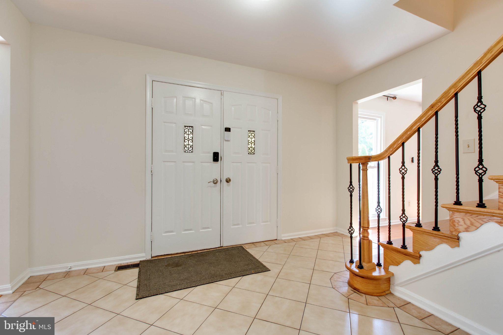 3512 N CHATHAM ROAD N