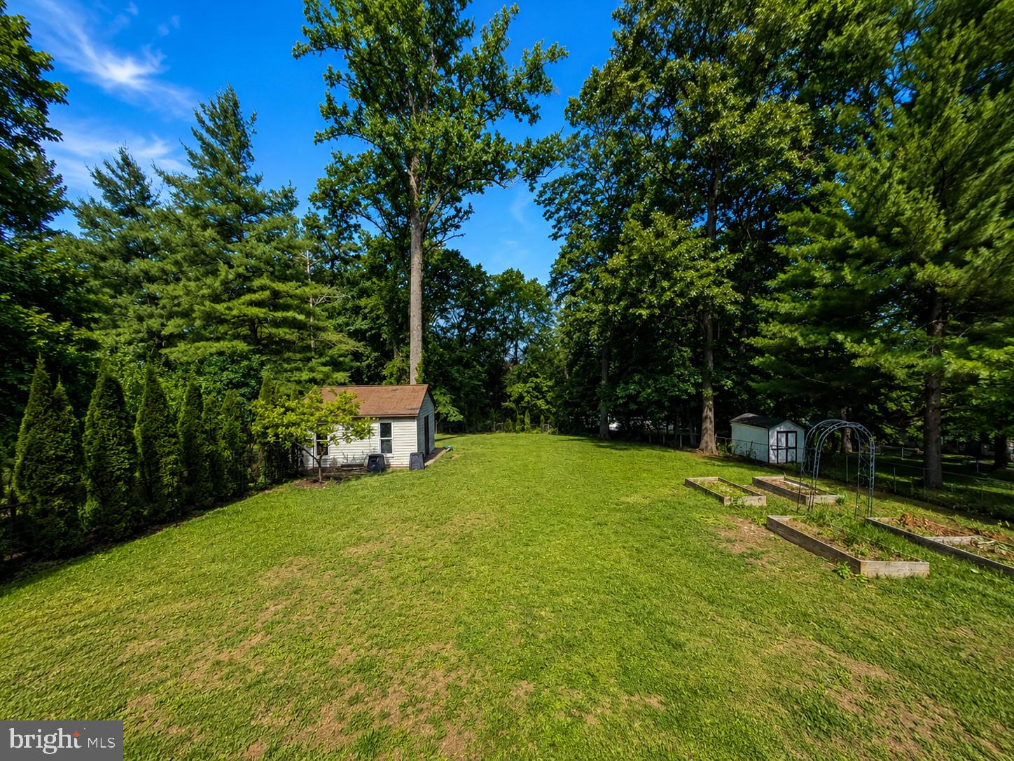 3512 N CHATHAM ROAD N
