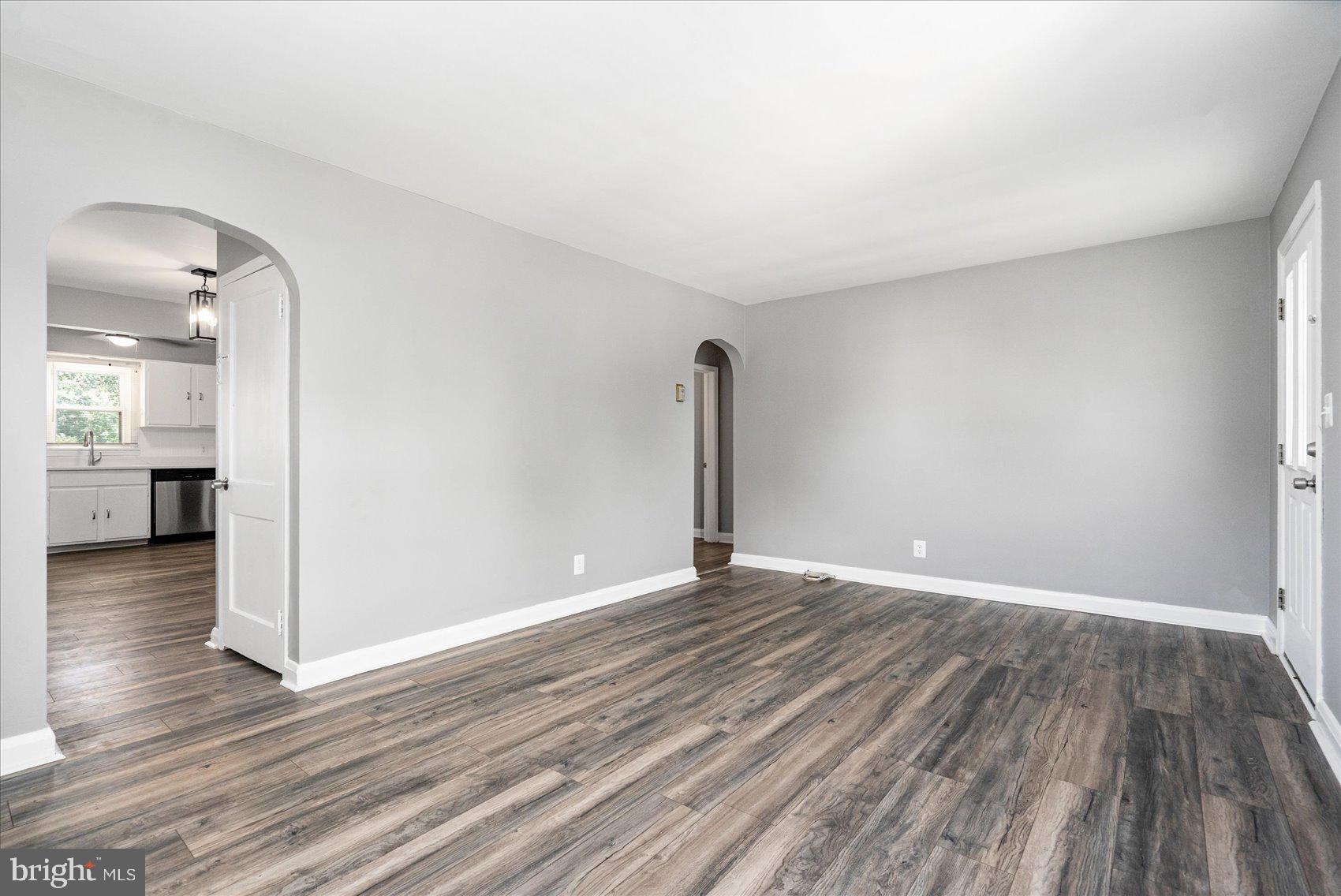 ESSEX - Residential Lease