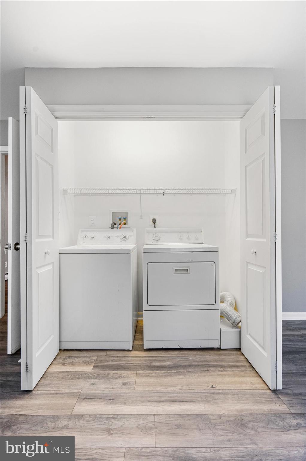 ESSEX - Residential Lease