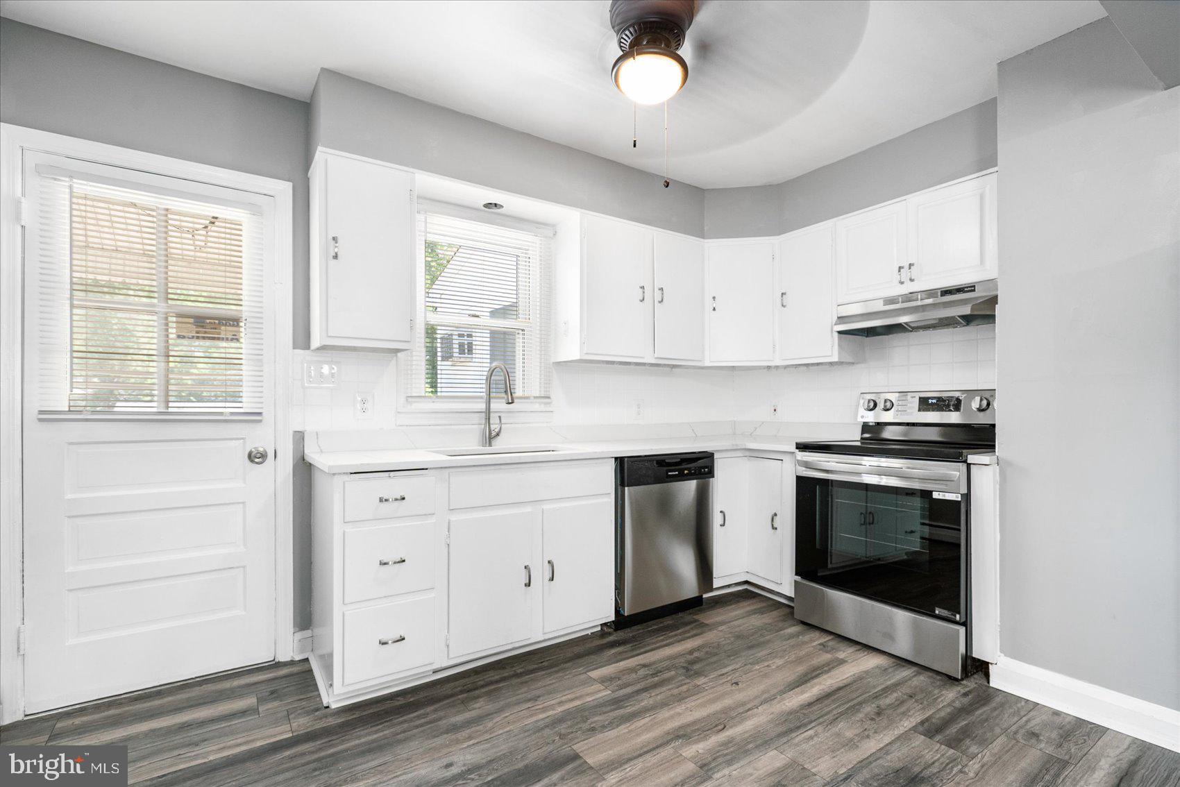 ESSEX - Residential Lease