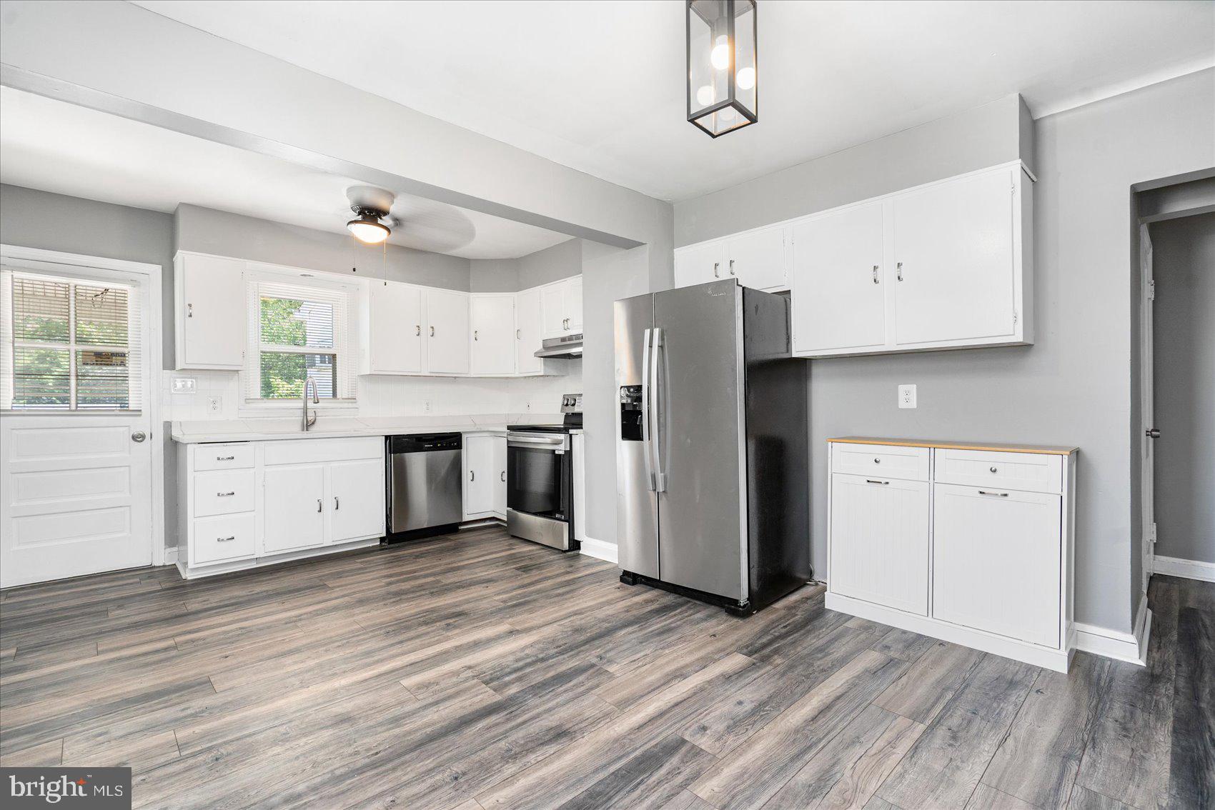 ESSEX - Residential Lease