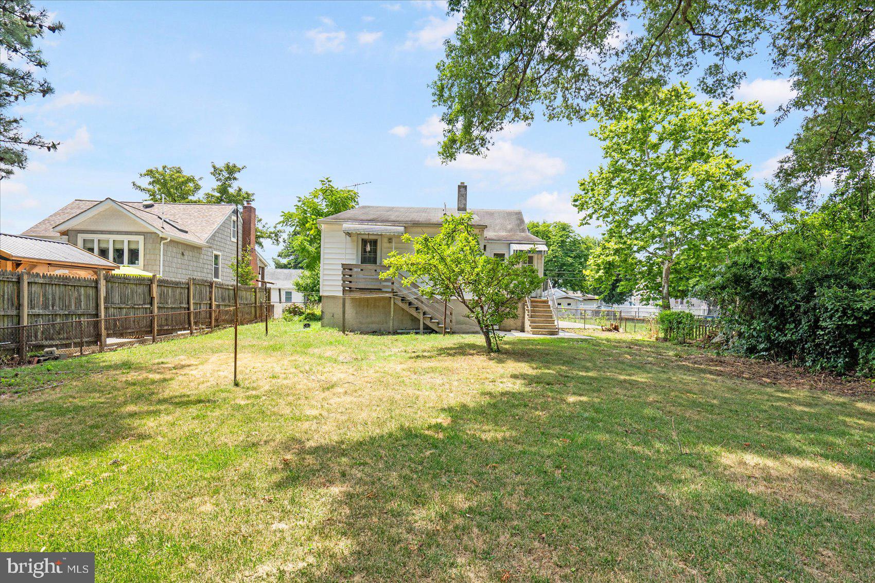 ESSEX - Residential Lease