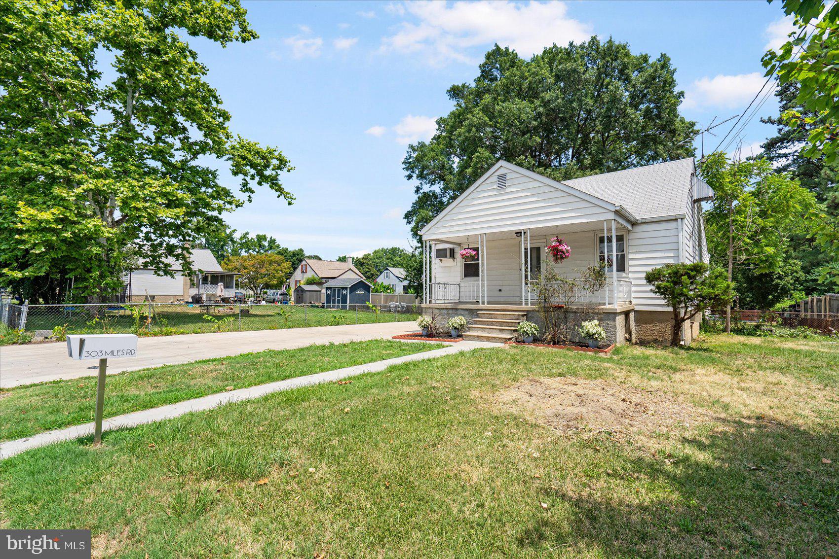 ESSEX - Residential Lease