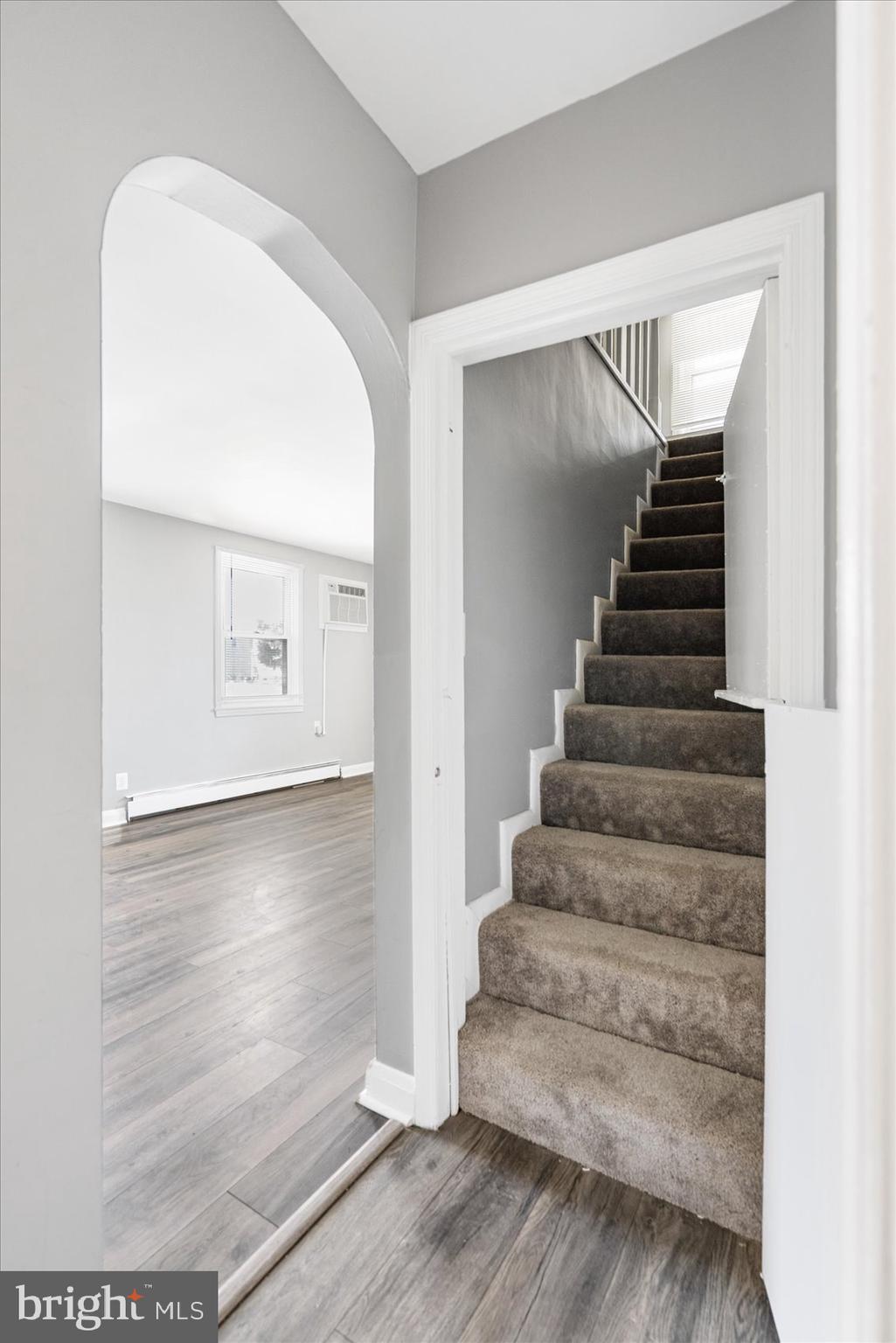 ESSEX - Residential Lease