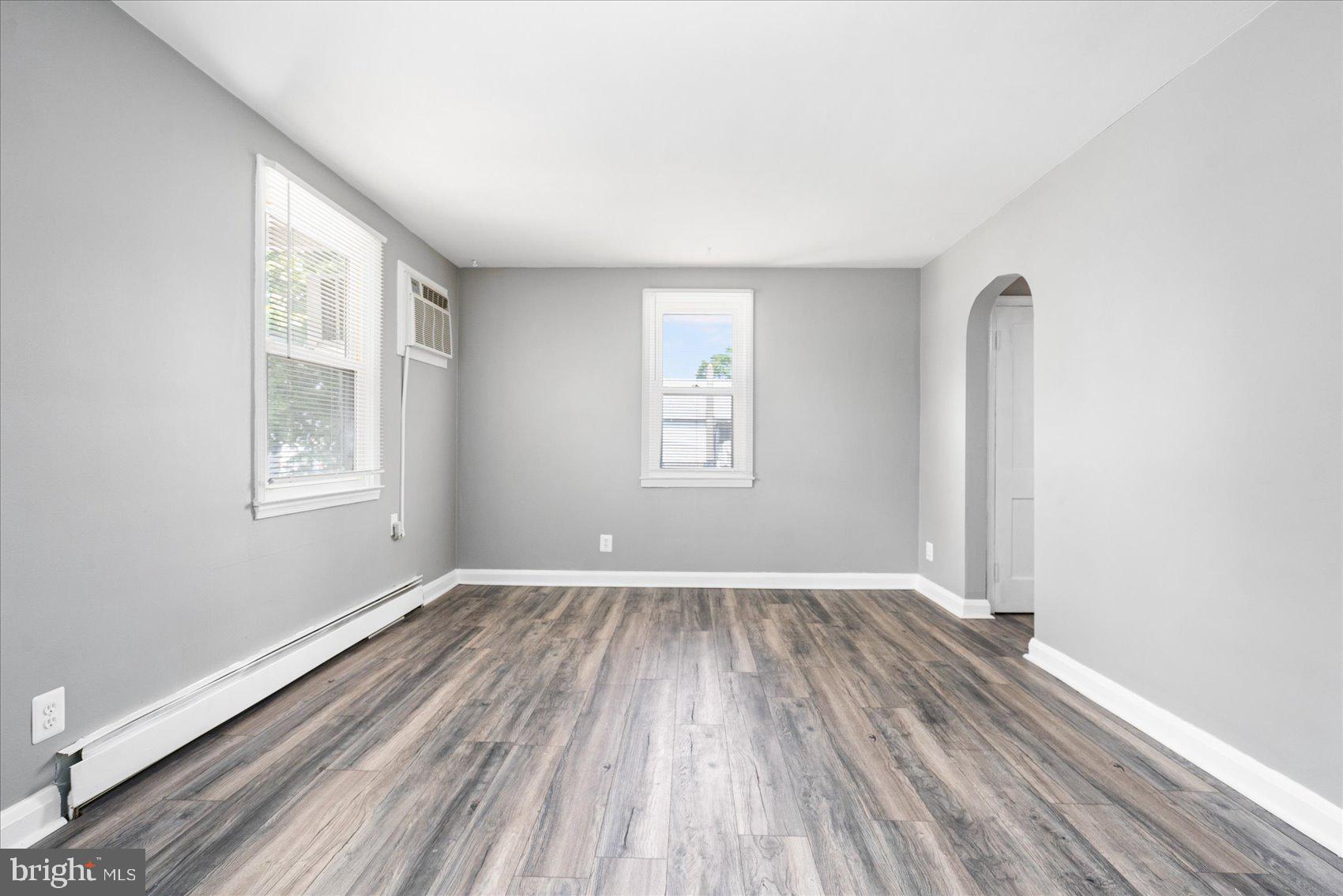 ESSEX - Residential Lease