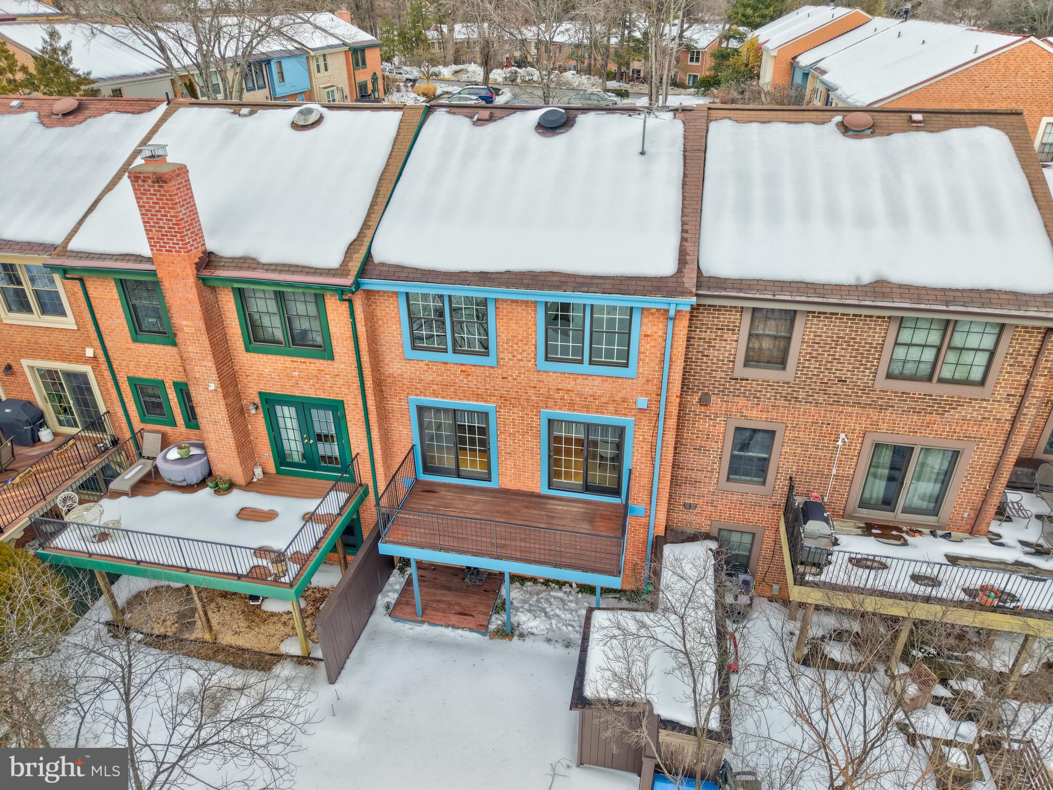 GOLF COURSE VIEW - Residential