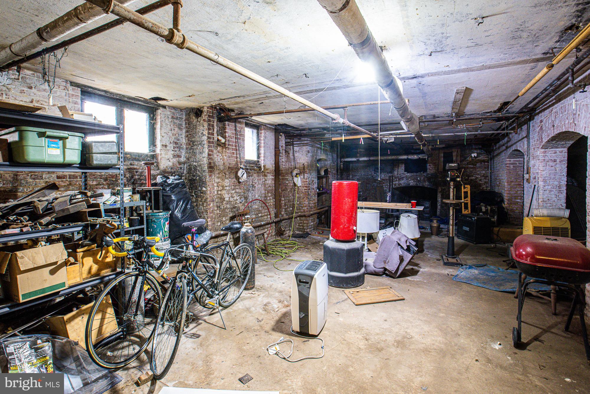 RESERVOIR HILL - Residential