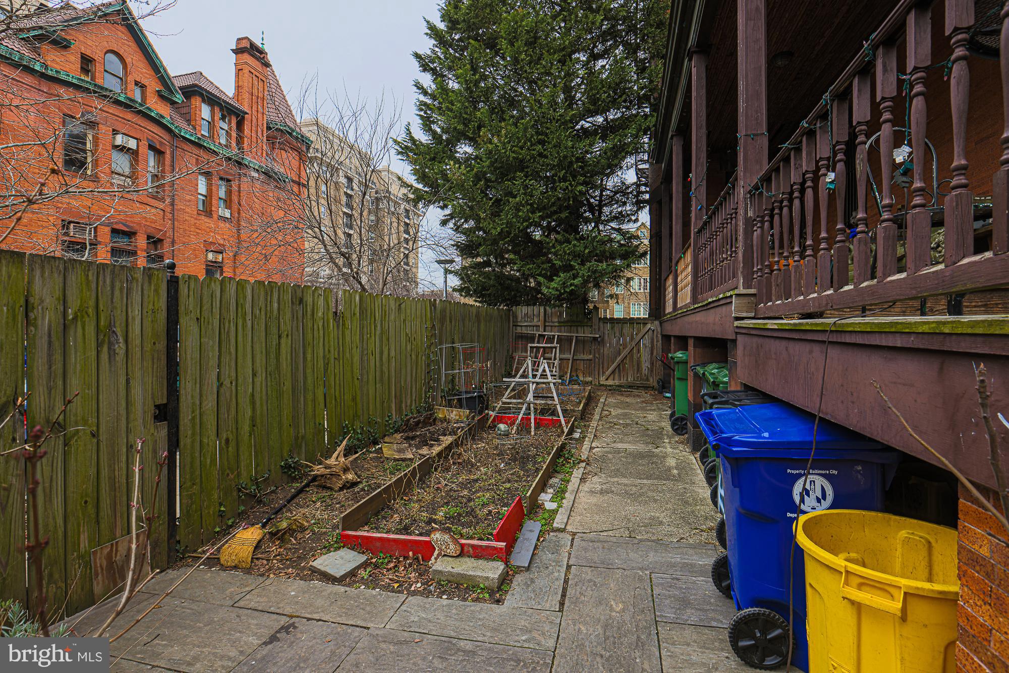 RESERVOIR HILL - Residential