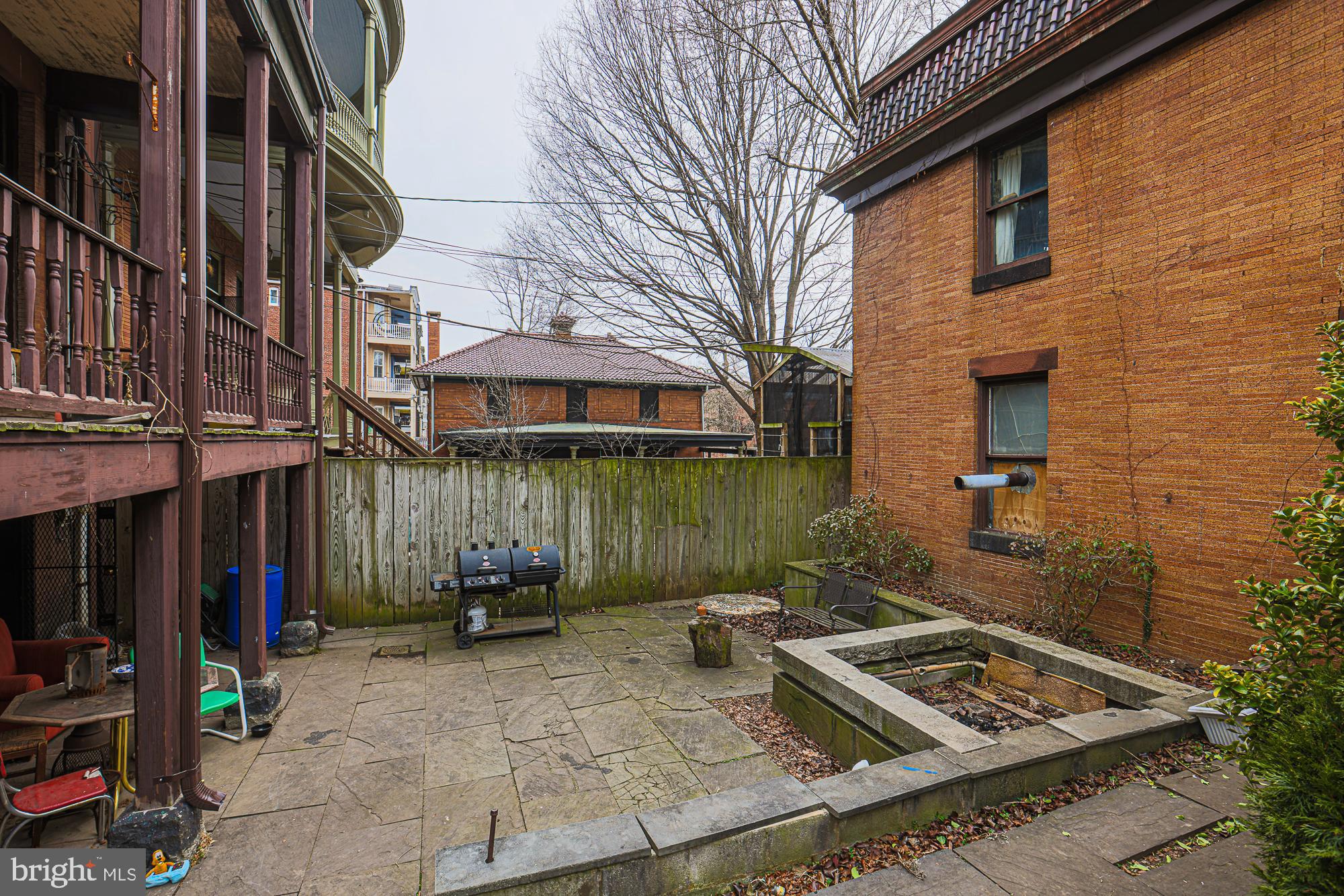 RESERVOIR HILL - Residential