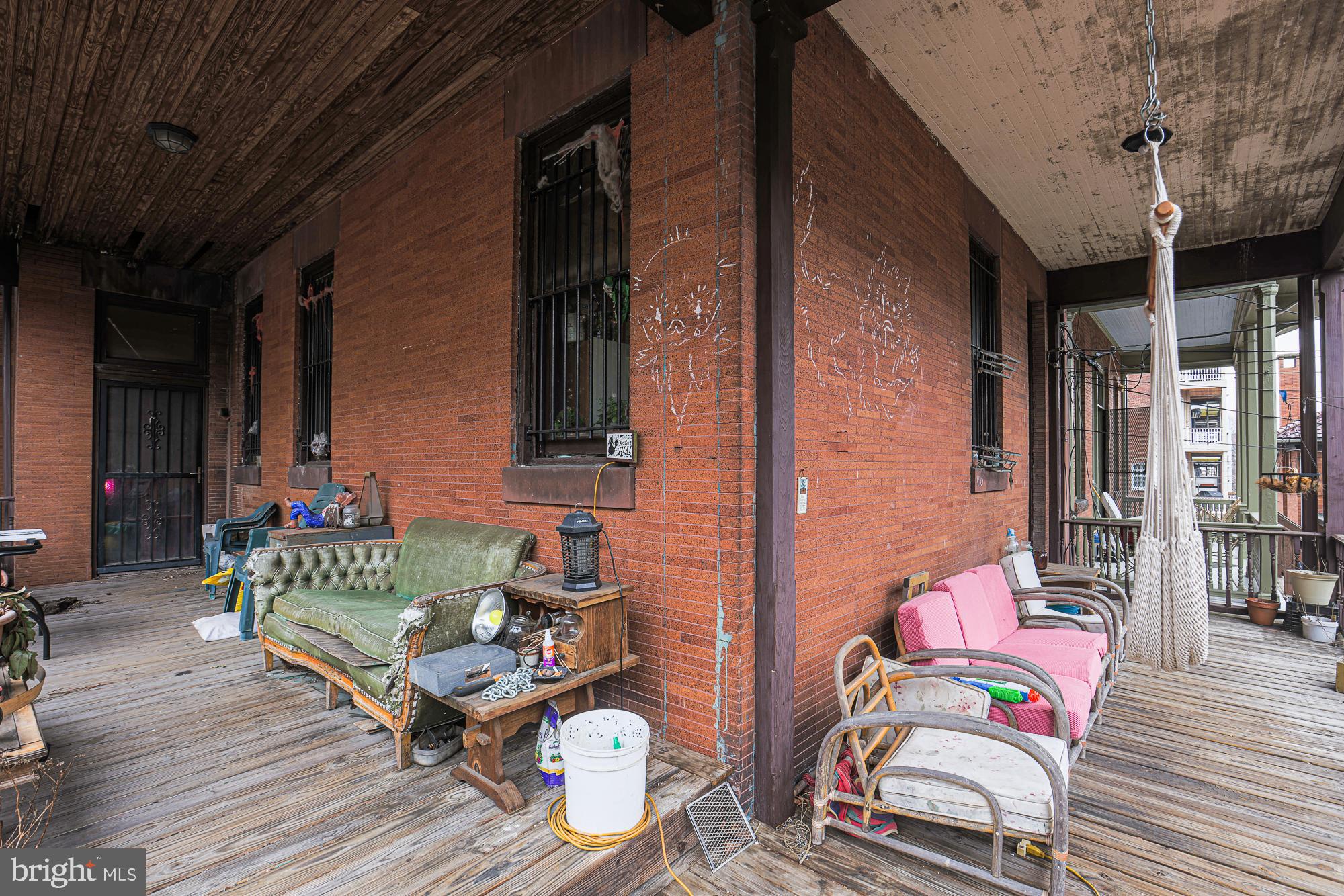 RESERVOIR HILL - Residential