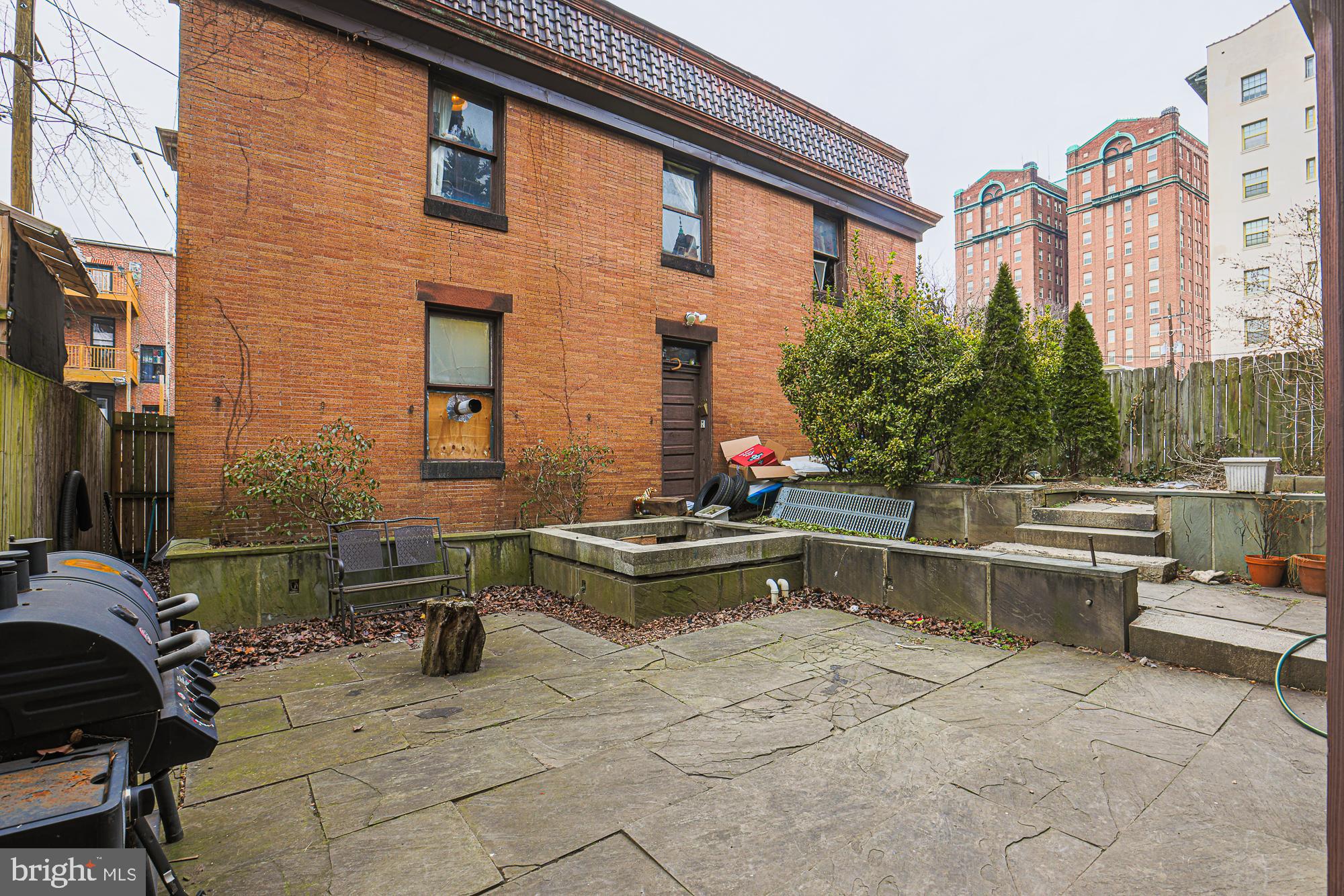 RESERVOIR HILL - Residential