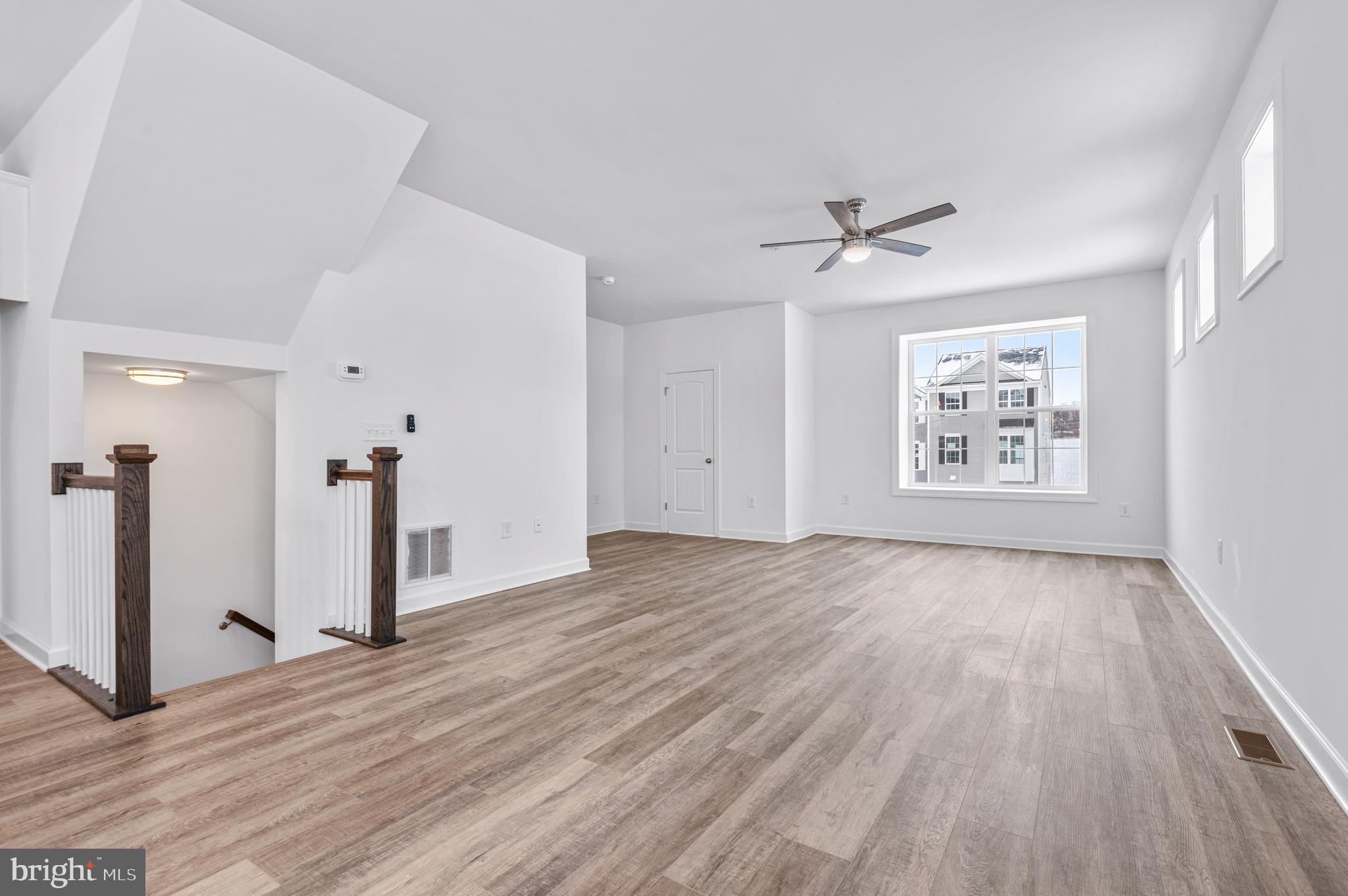 HUDSON RIDGE - Residential