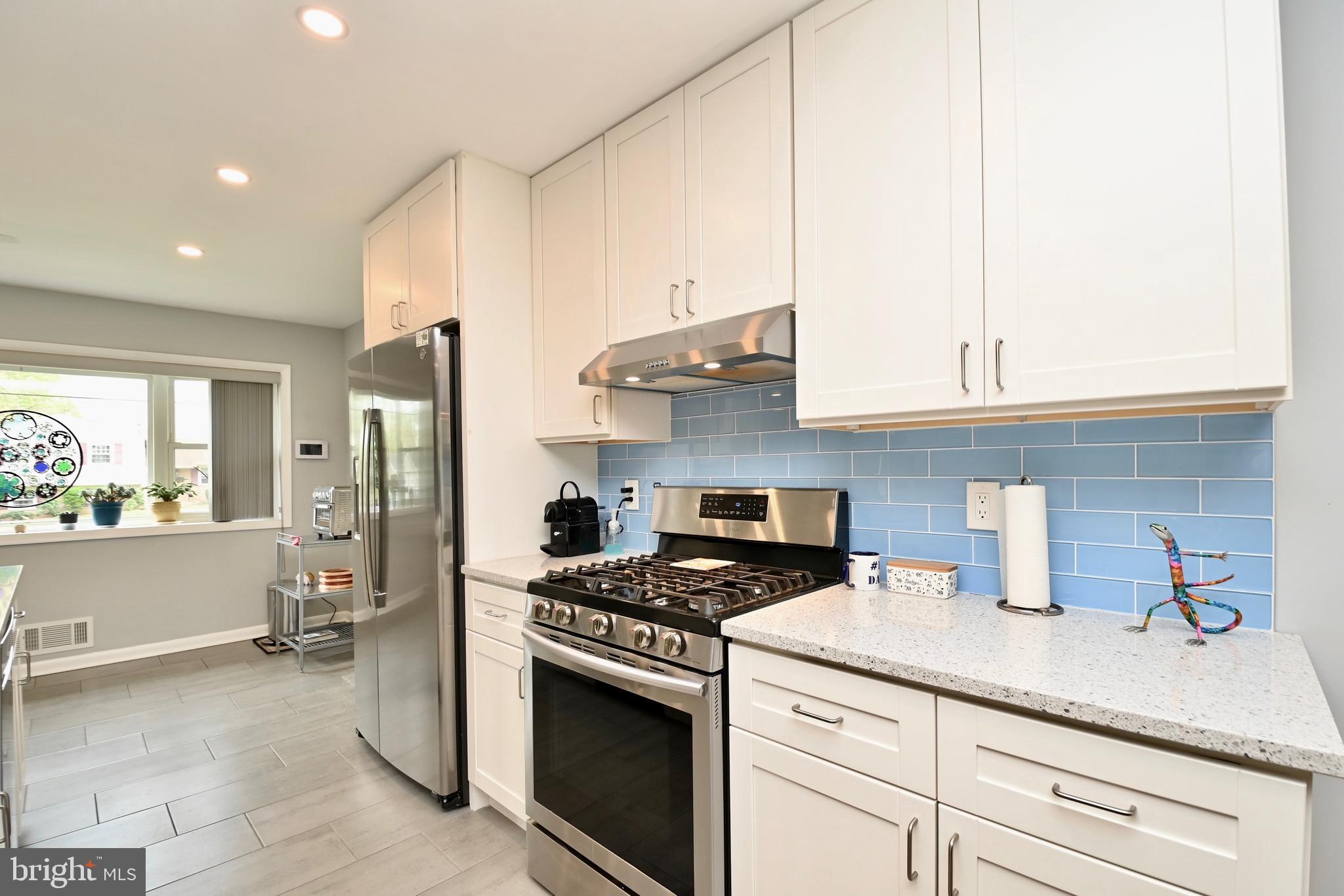 BEL PRE WOODS - Residential