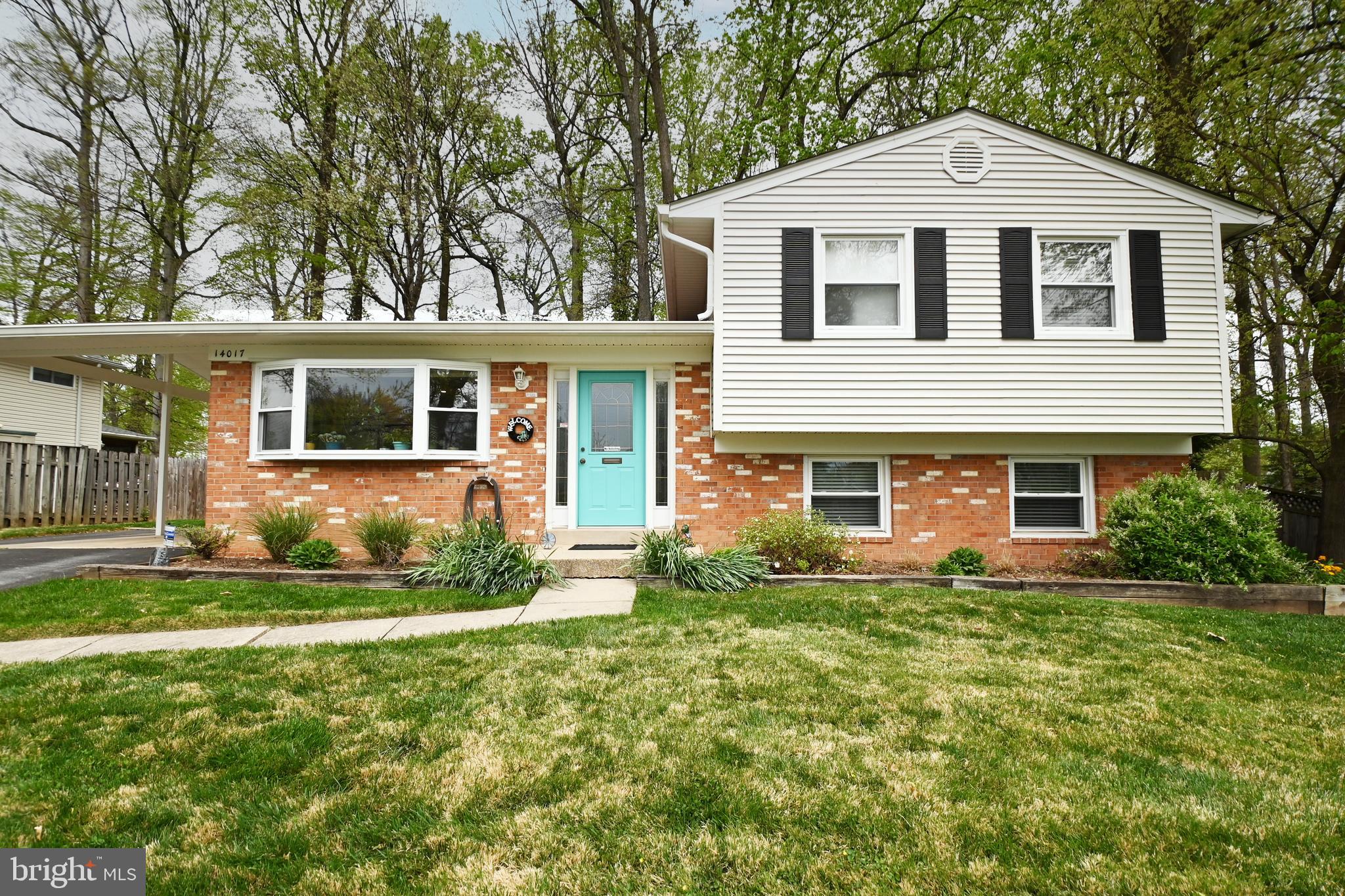 BEL PRE WOODS - Residential