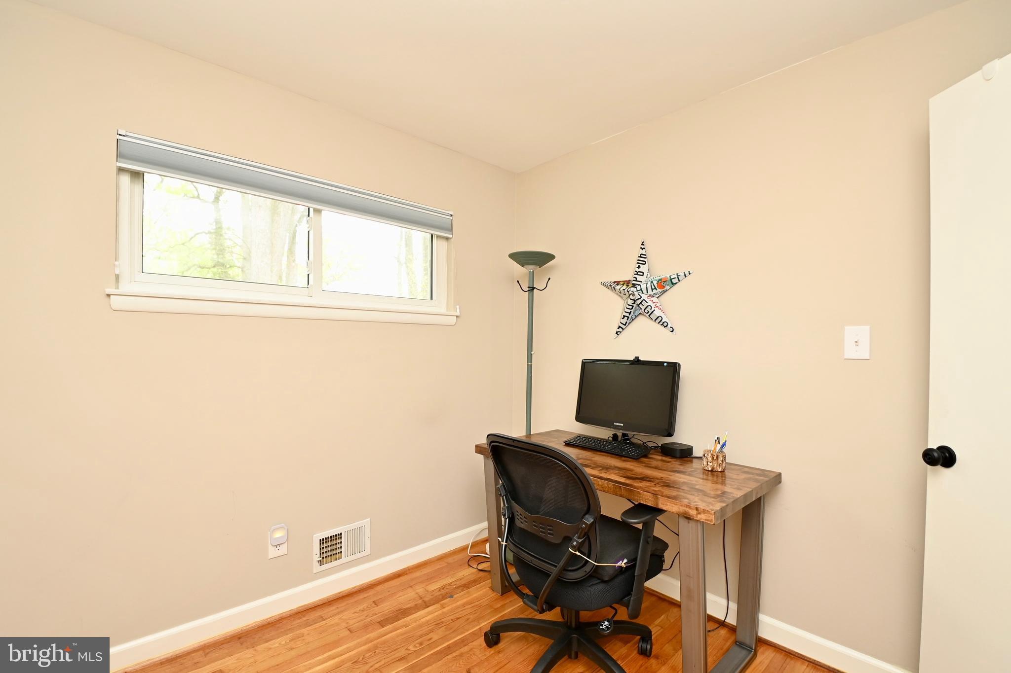 BEL PRE WOODS - Residential