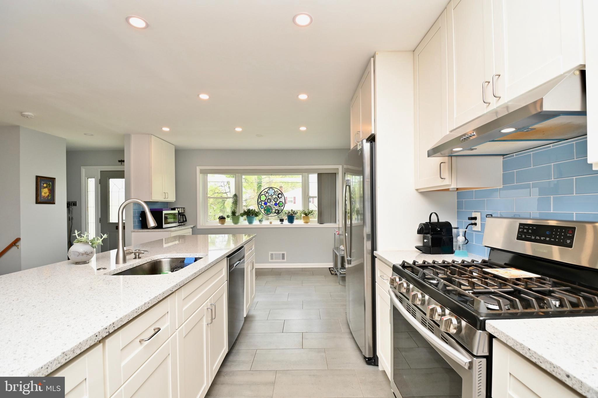 BEL PRE WOODS - Residential