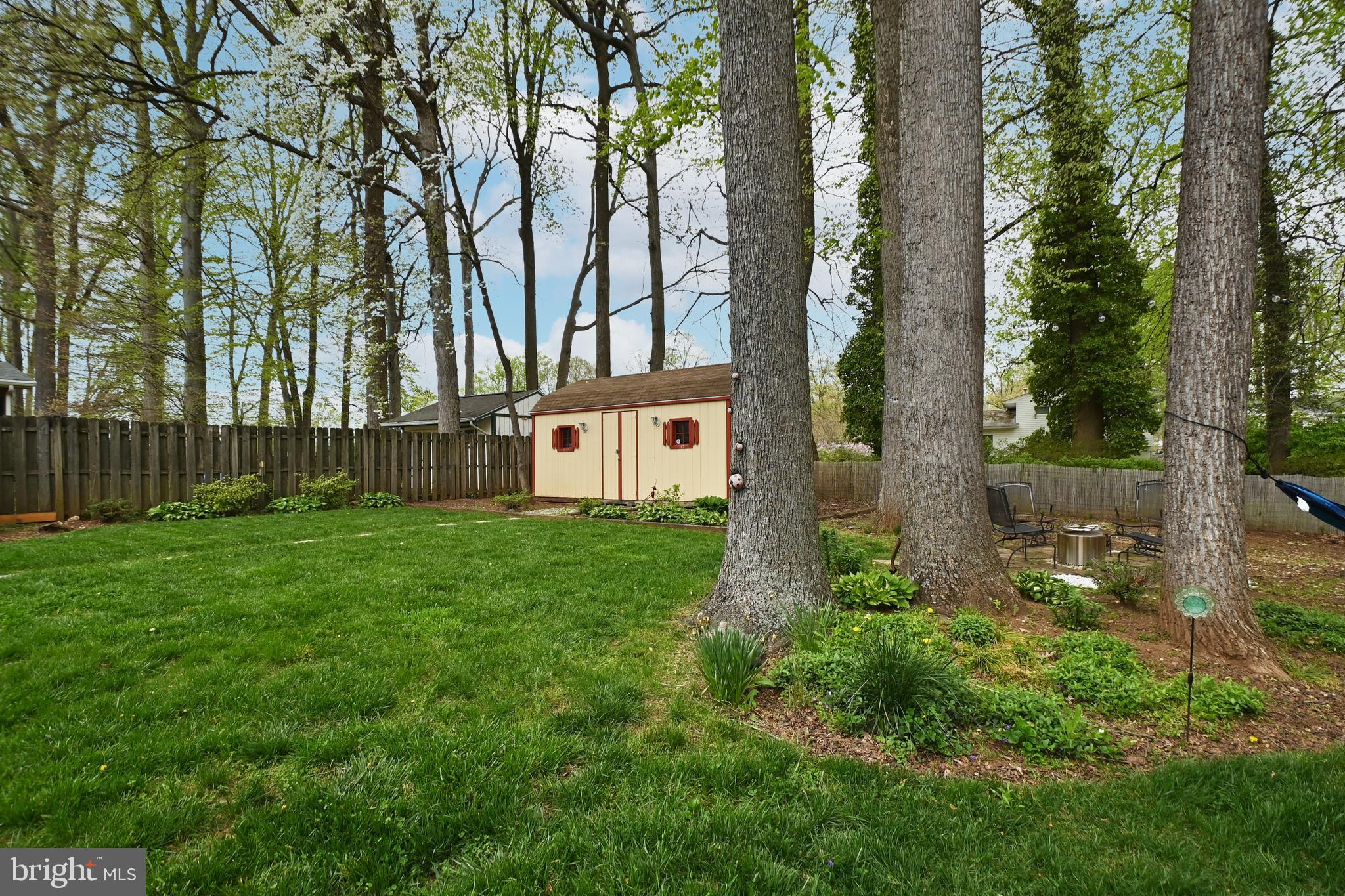 BEL PRE WOODS - Residential