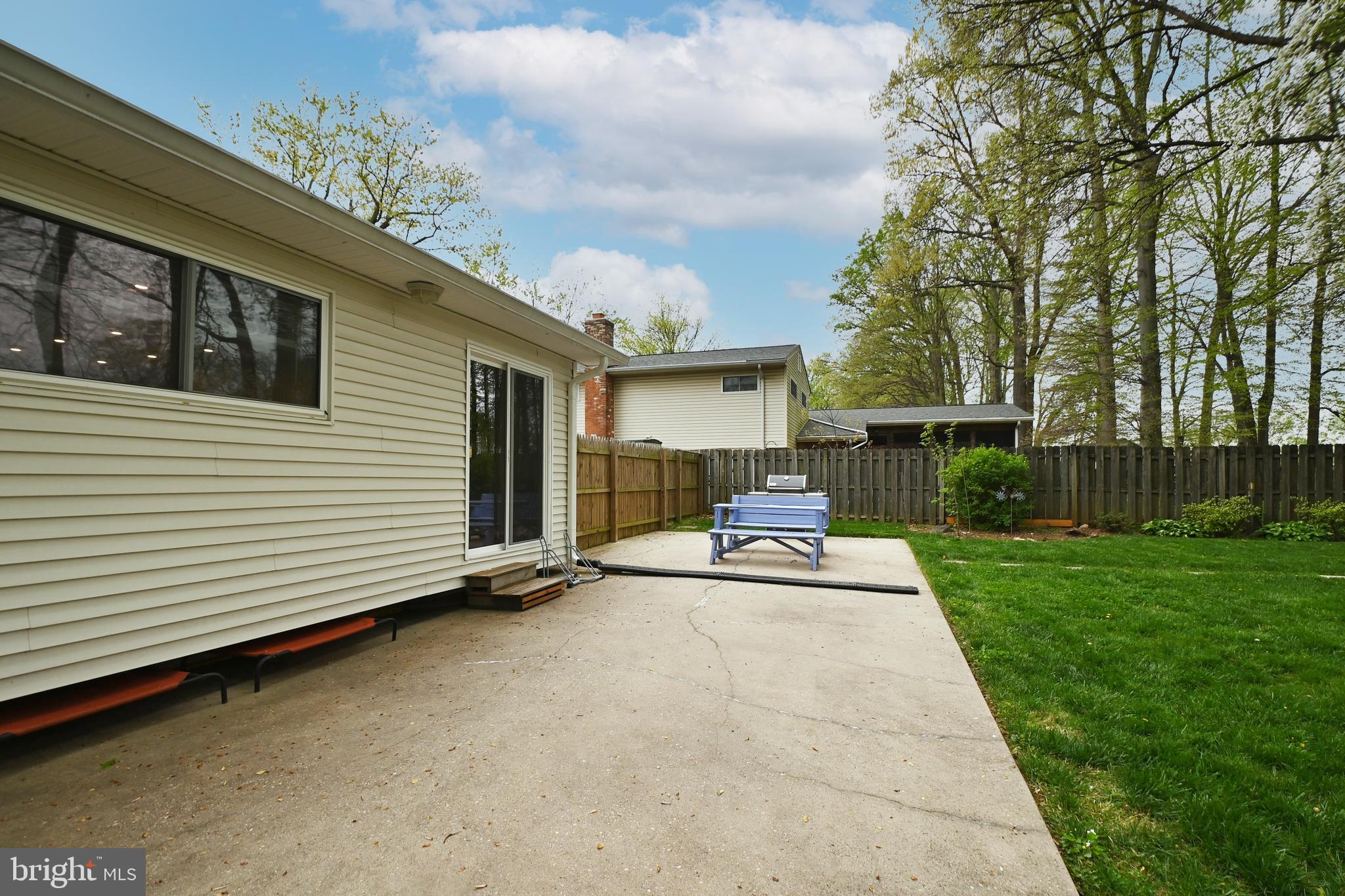 BEL PRE WOODS - Residential