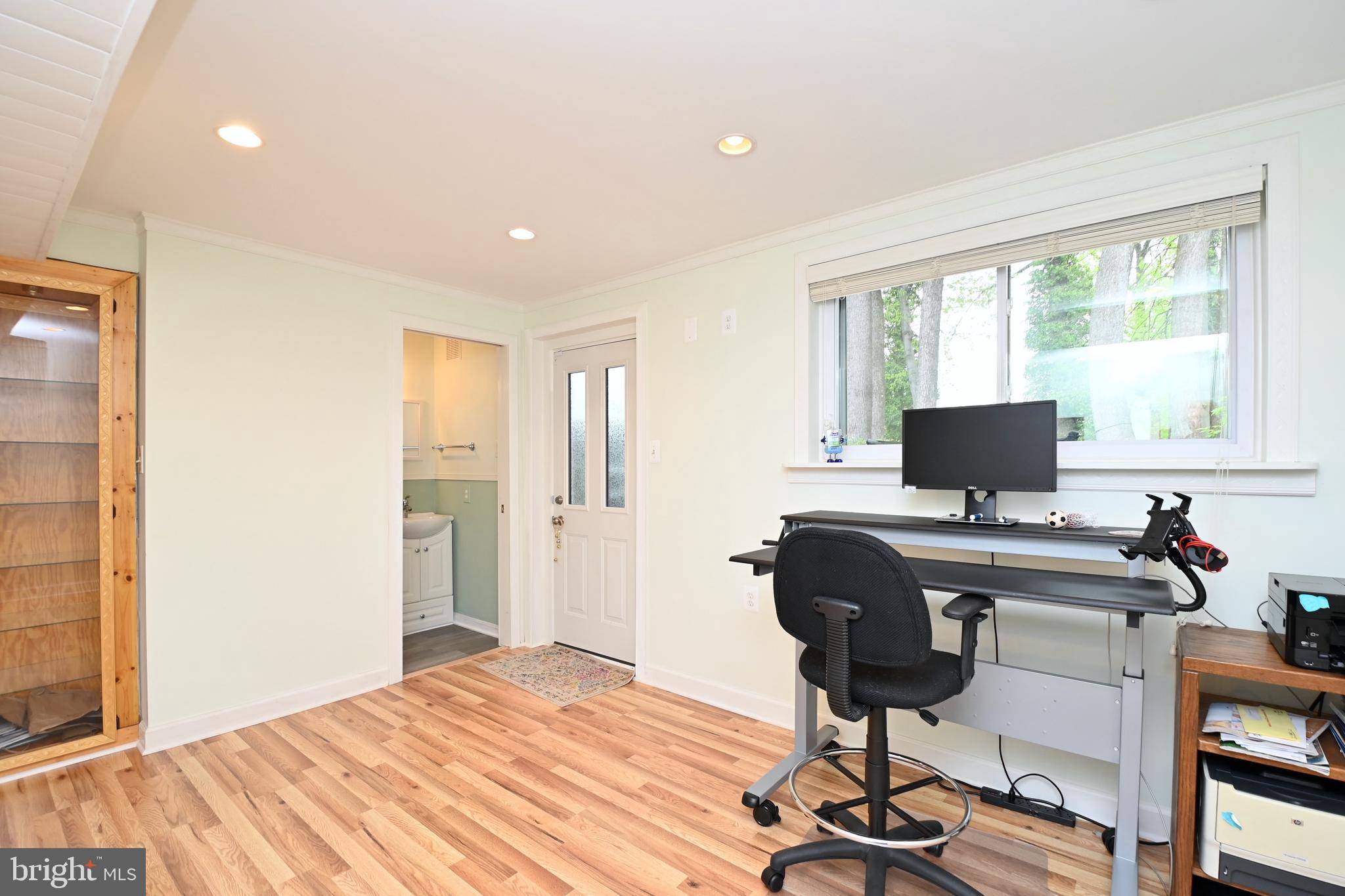 BEL PRE WOODS - Residential