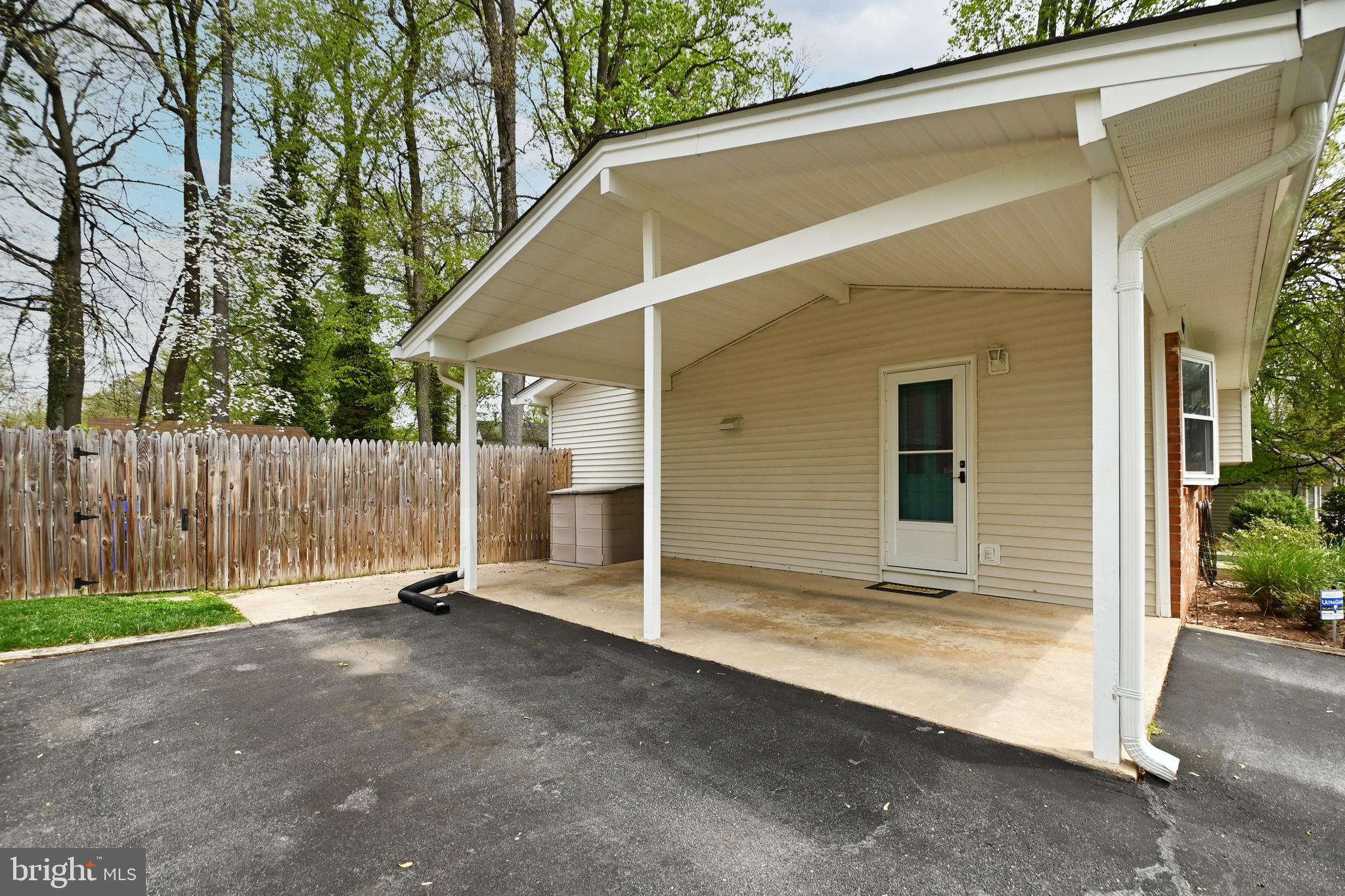 BEL PRE WOODS - Residential