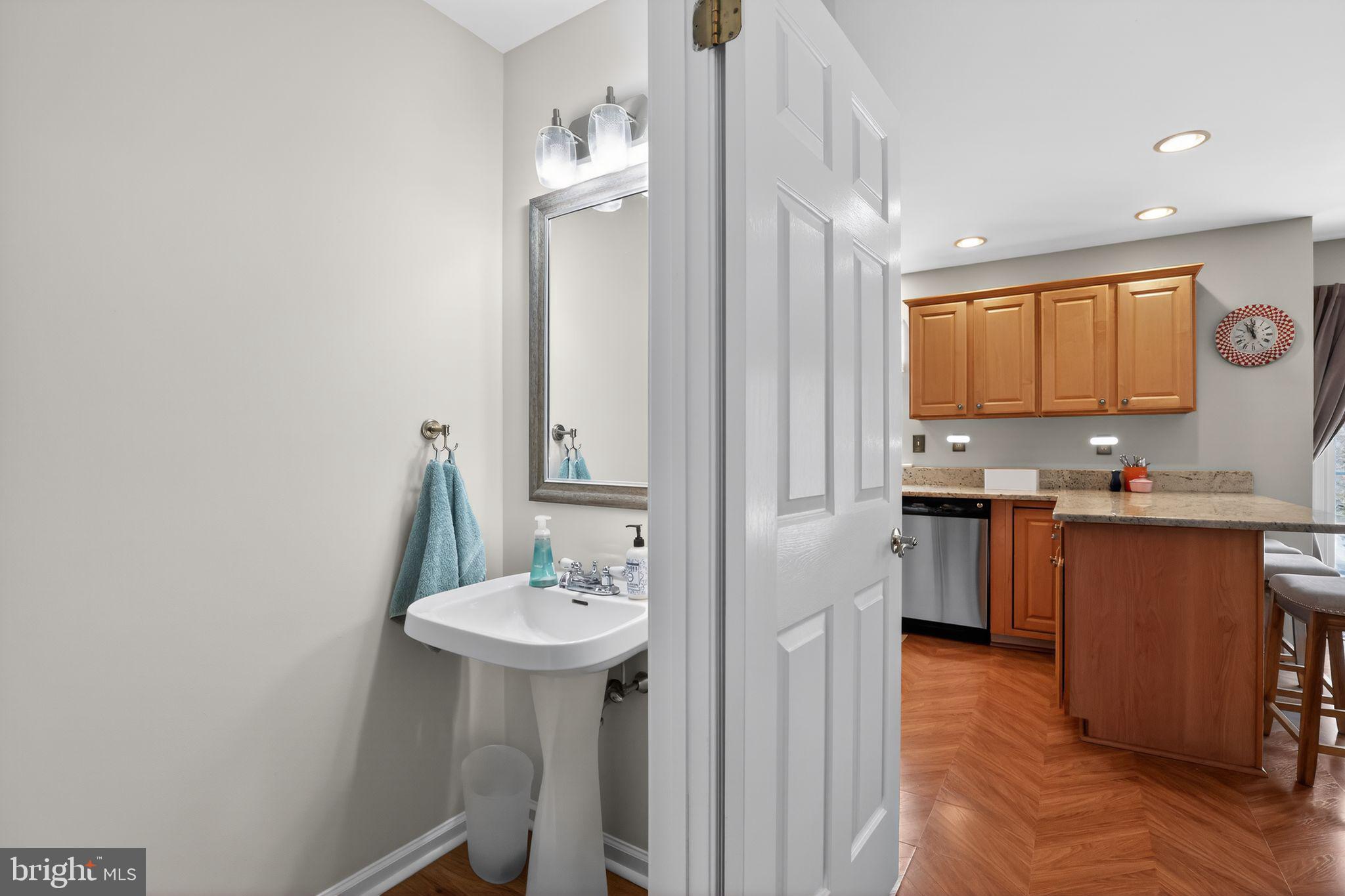 TWIN HILLS - Residential