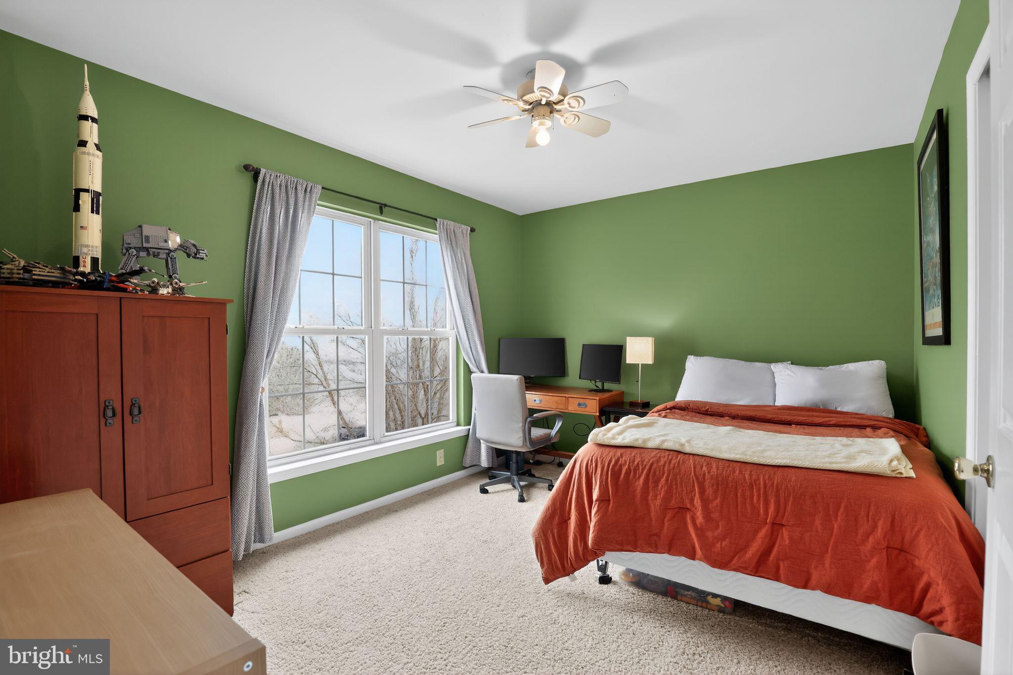 TWIN HILLS - Residential