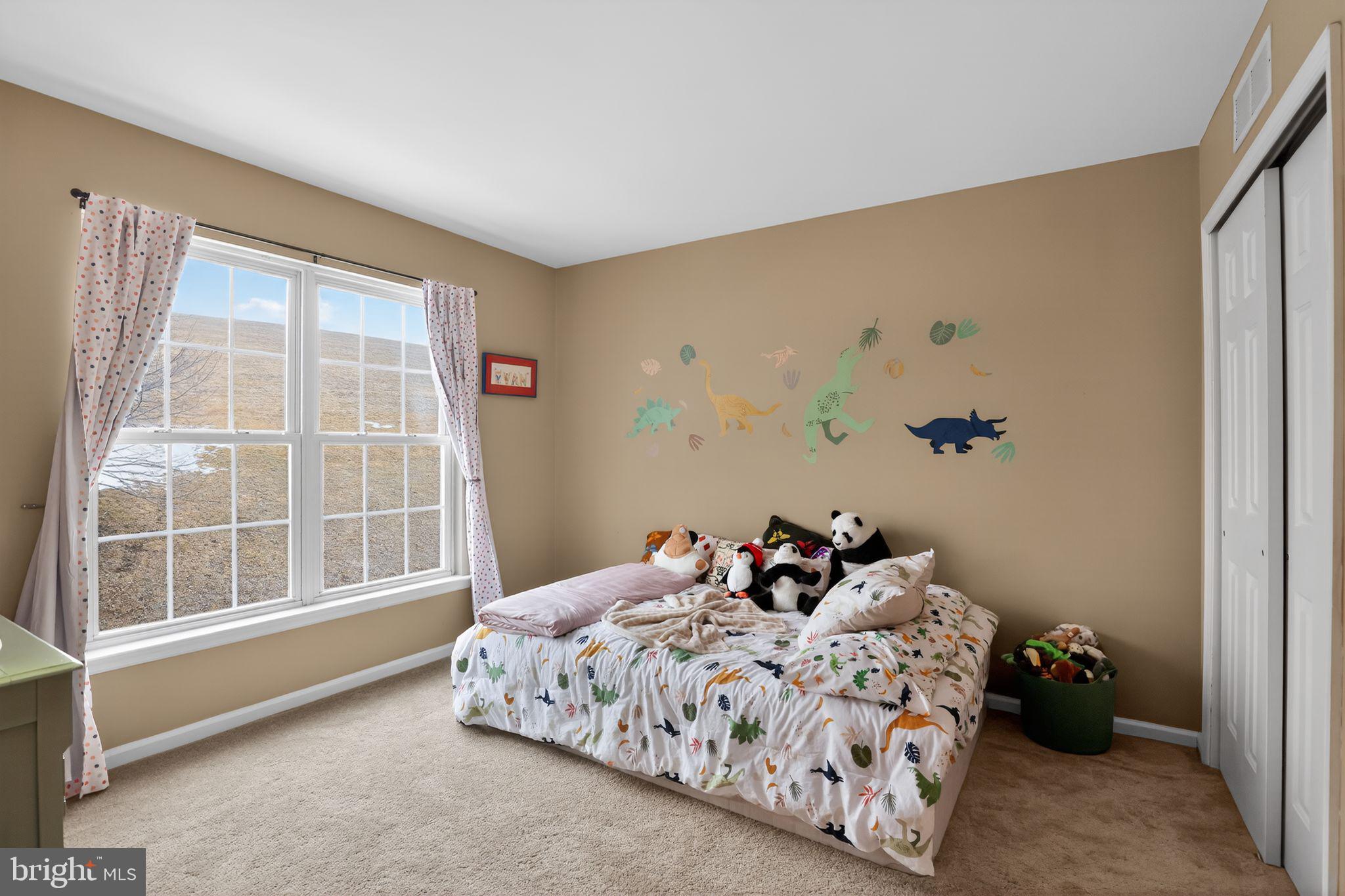 TWIN HILLS - Residential