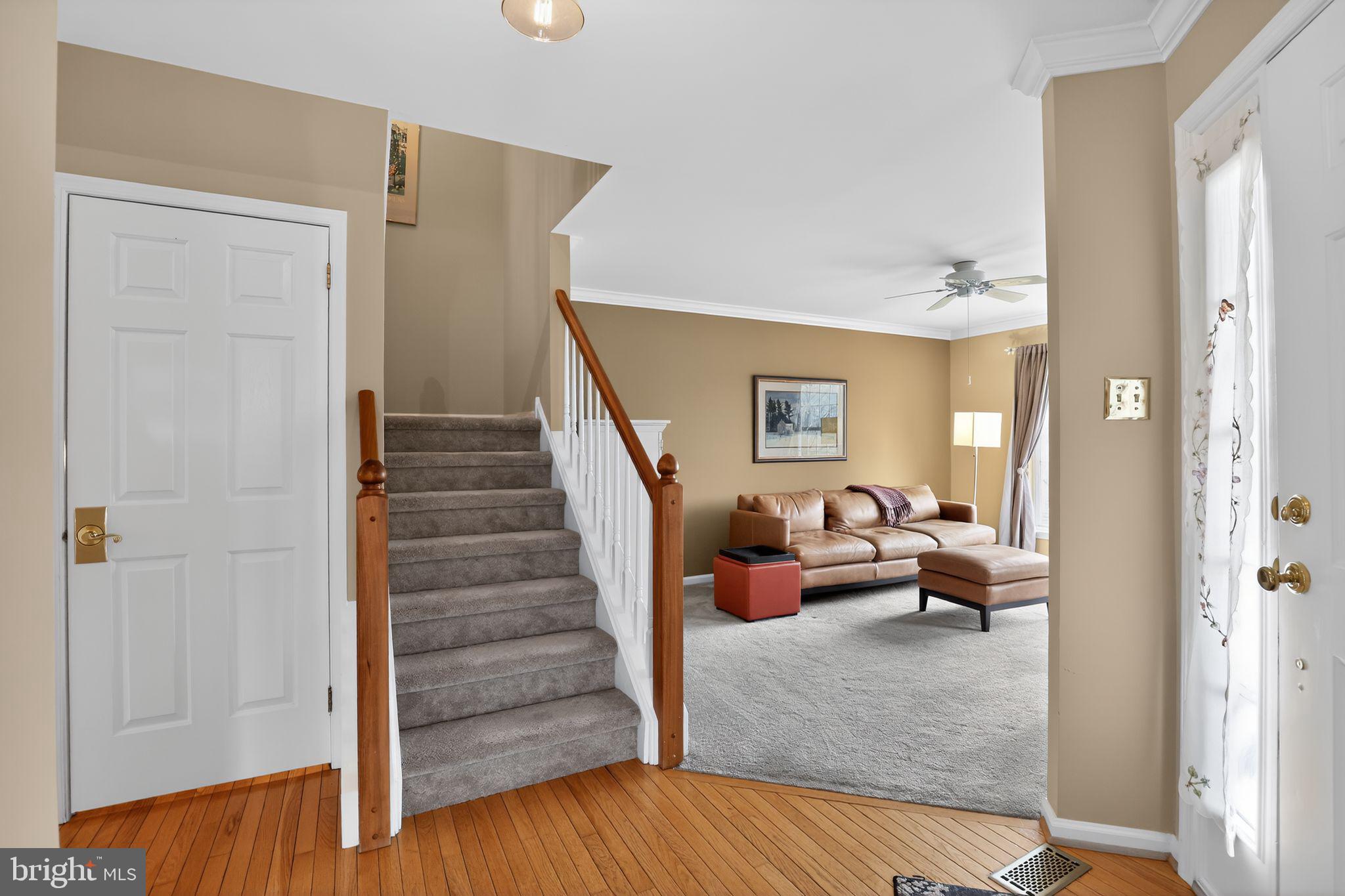 TWIN HILLS - Residential