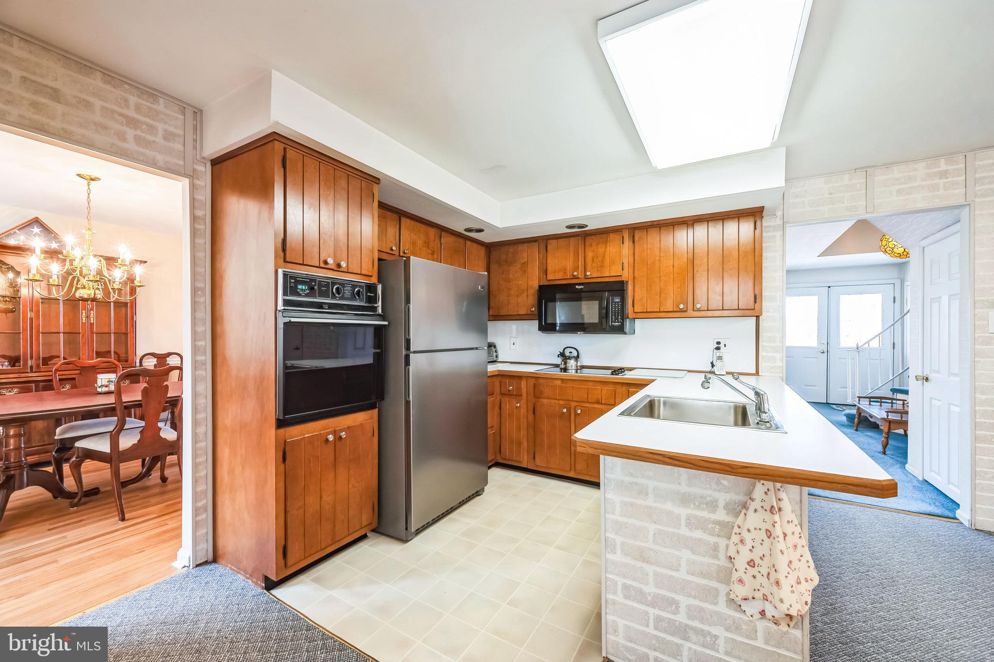 NORTHAMPTON HILLS - Residential