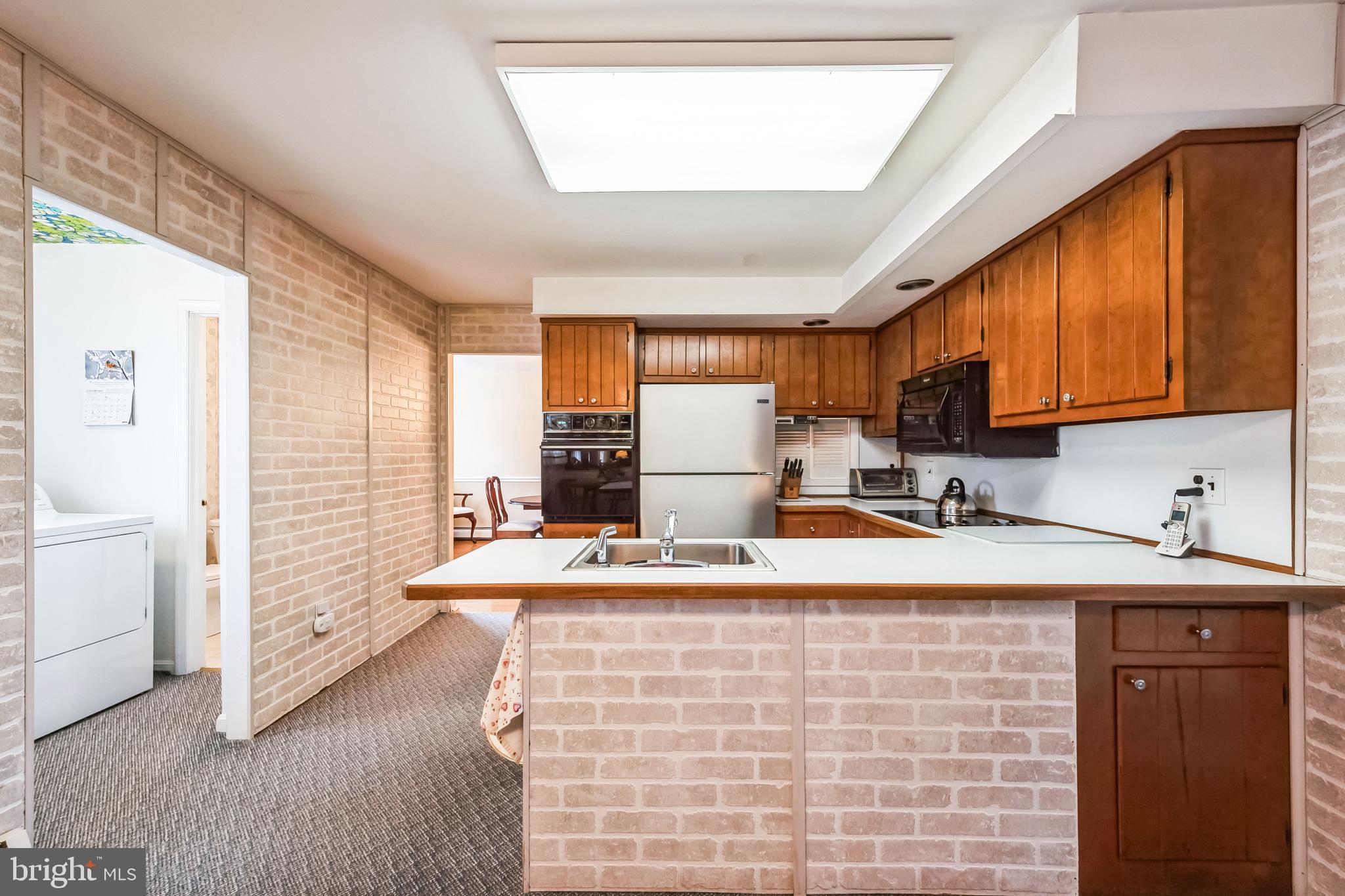 NORTHAMPTON HILLS - Residential