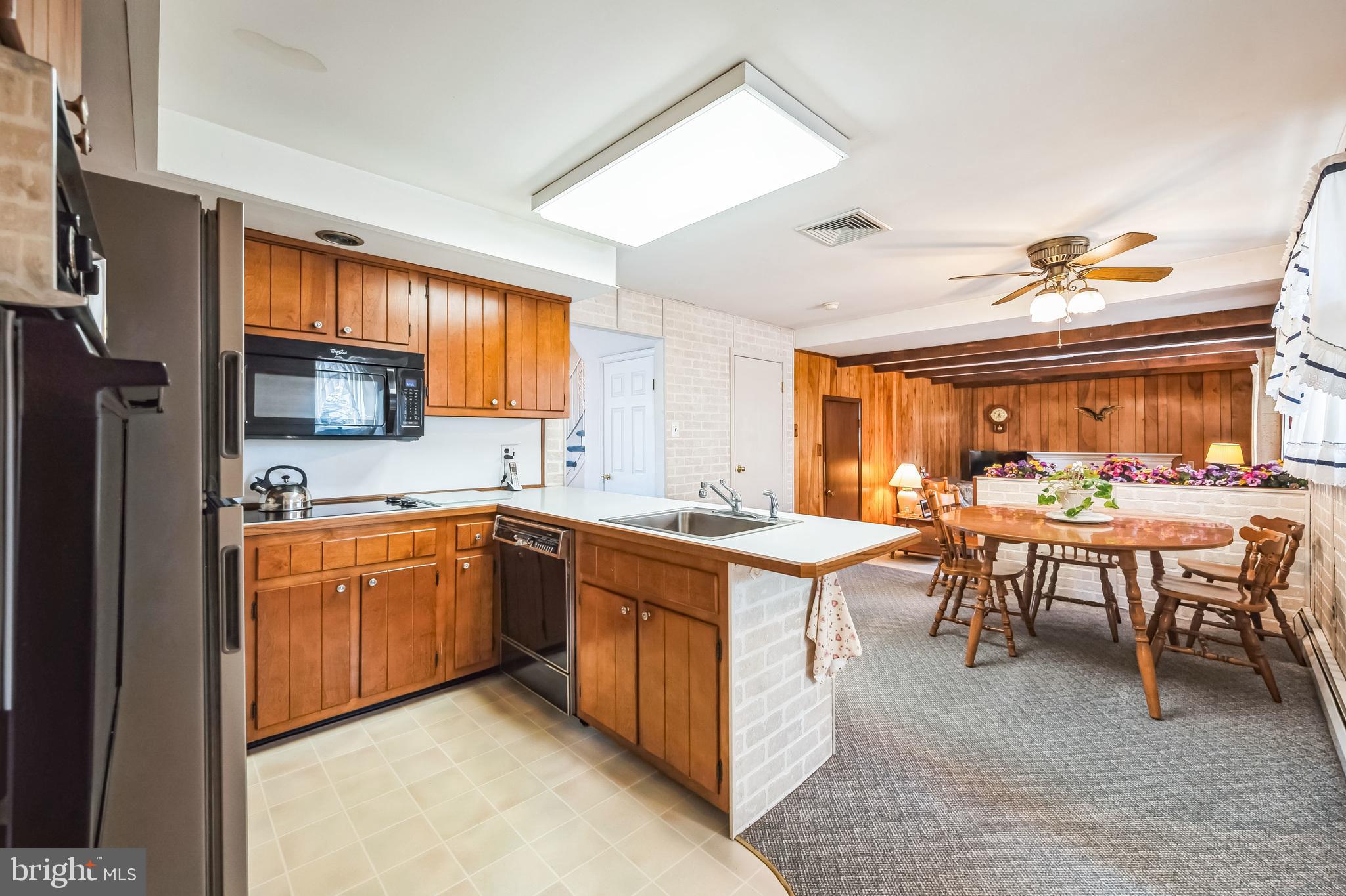 NORTHAMPTON HILLS - Residential