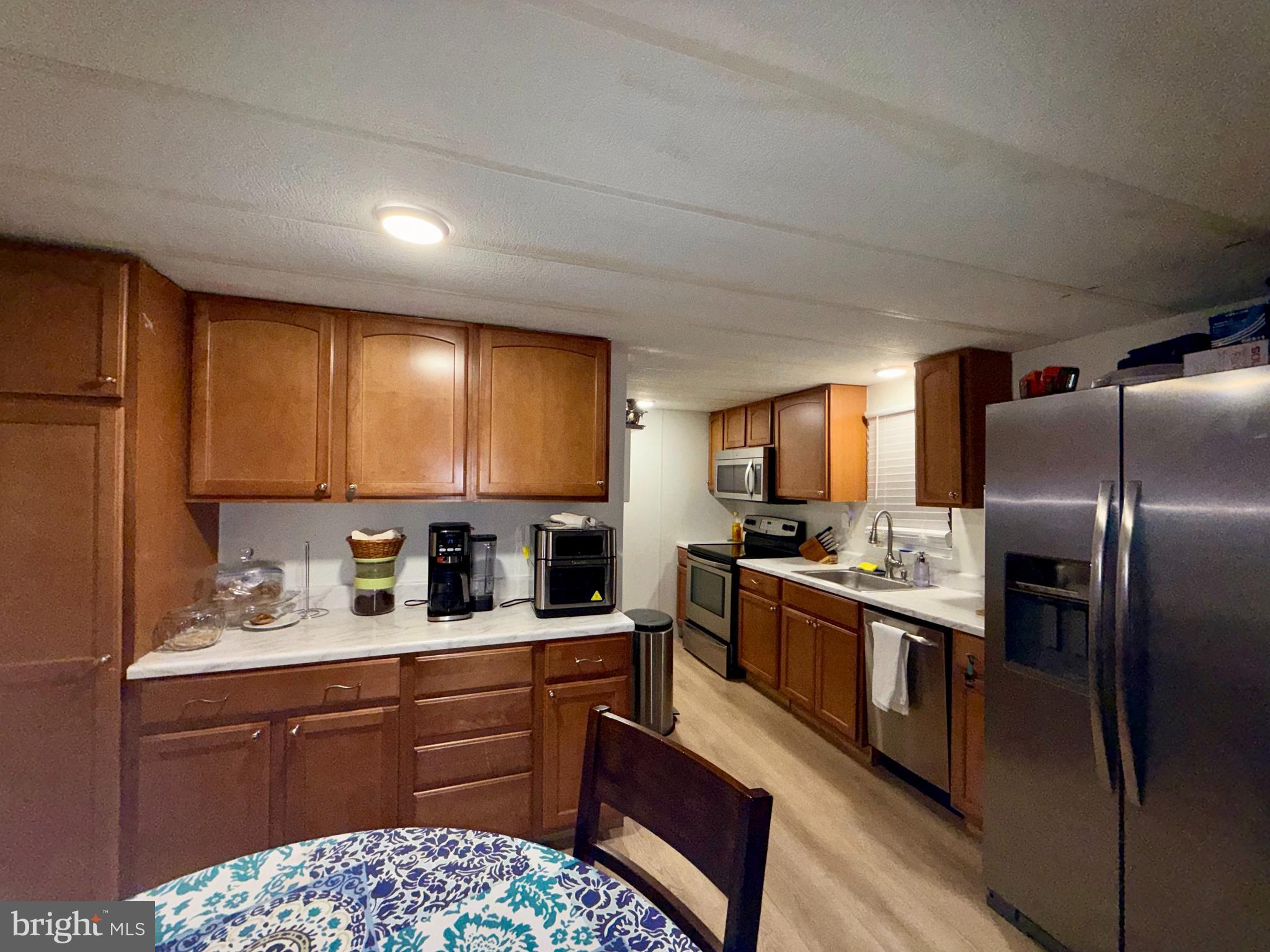 BOONES ESTATES - Residential