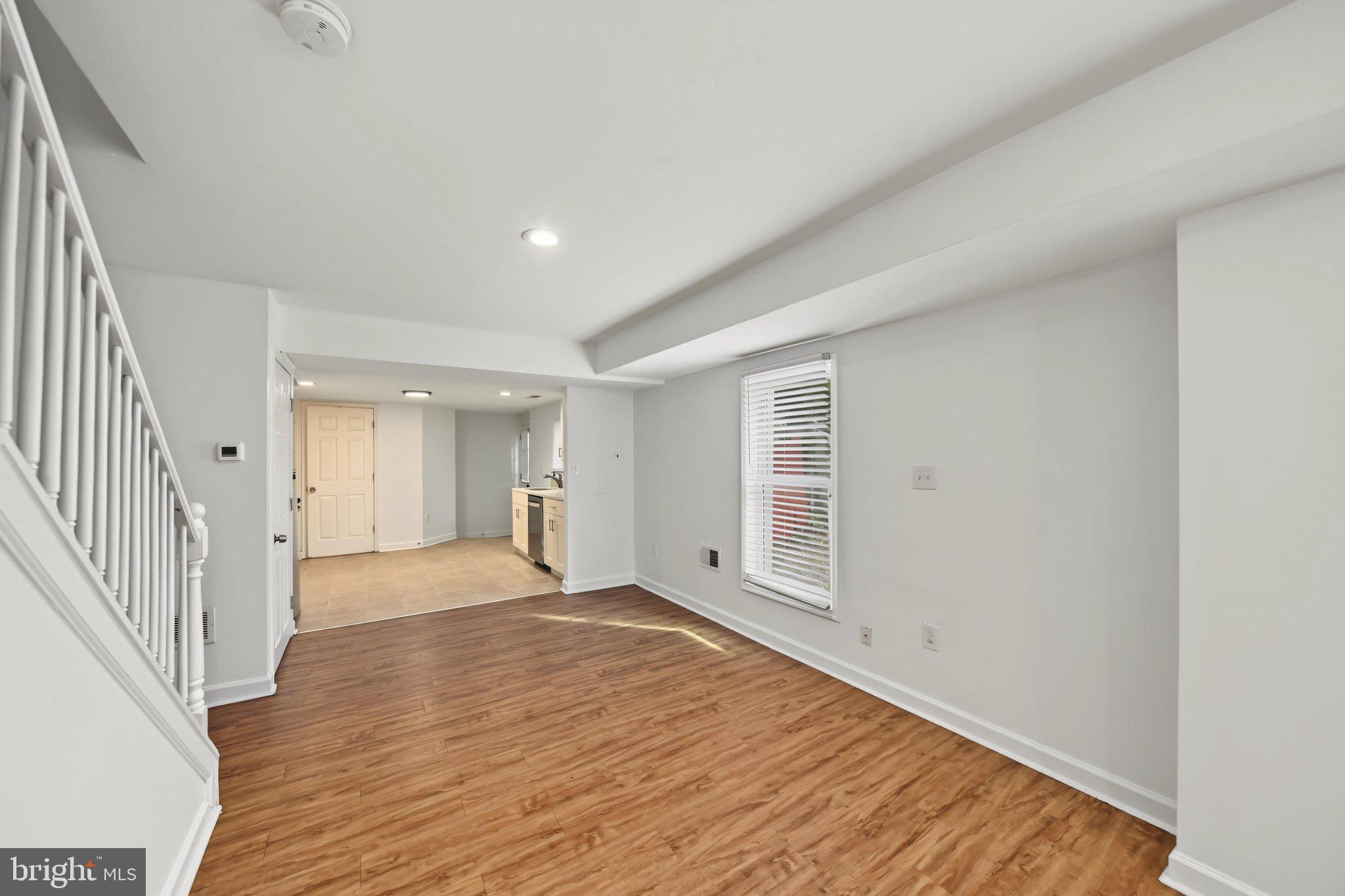 406 VENABLE AVENUE