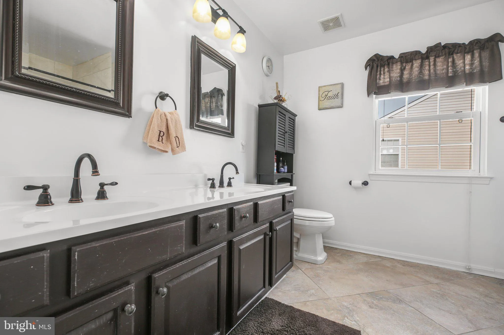 Fredericksburg, Virginia 22406, United States, 5 Bedrooms Bedrooms, ,4 BathroomsBathrooms,Residential,Active,105267