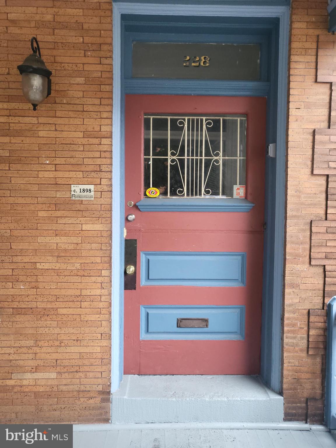 SPRUCE HILL - Residential Lease