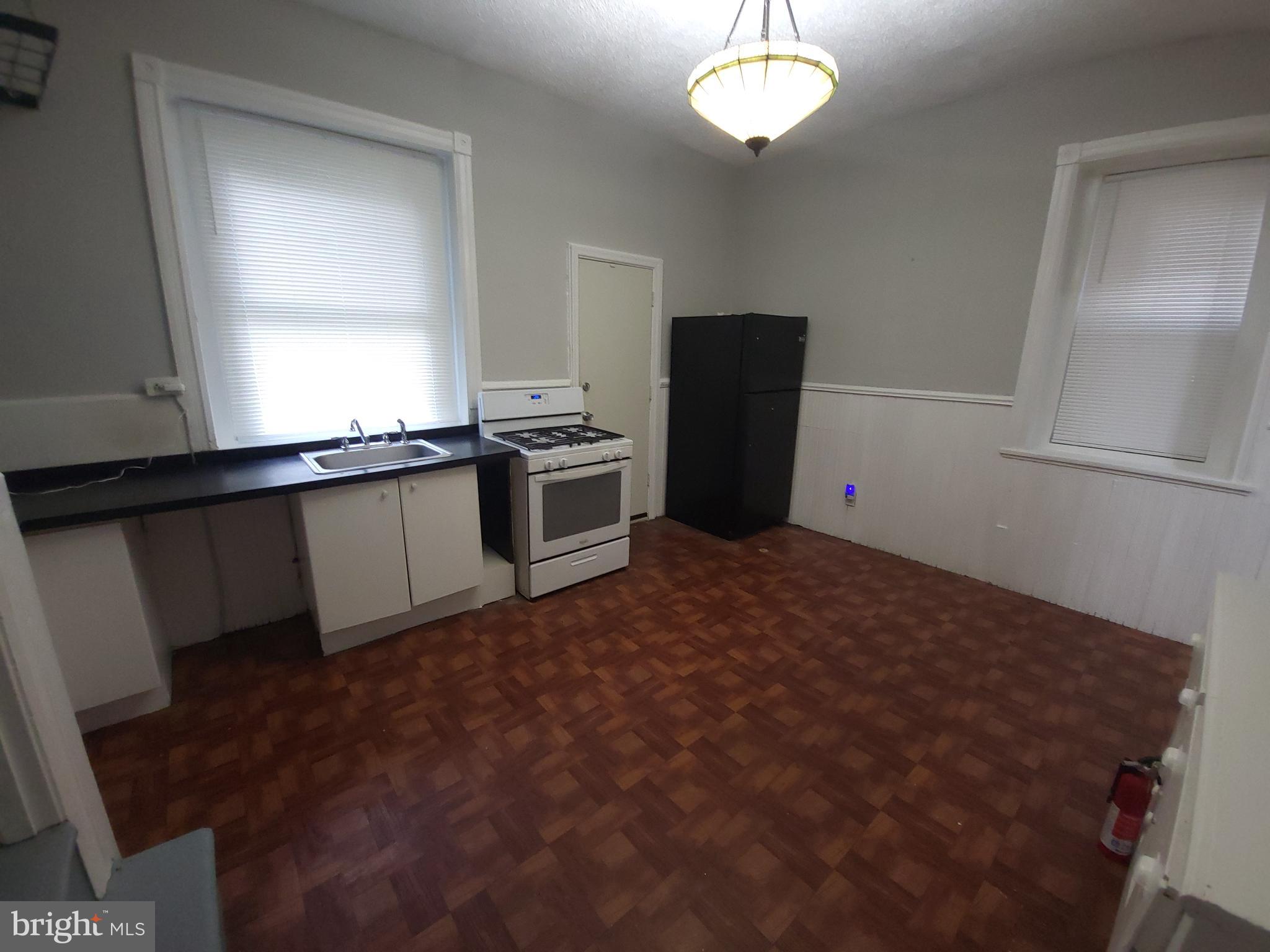 SPRUCE HILL - Residential Lease