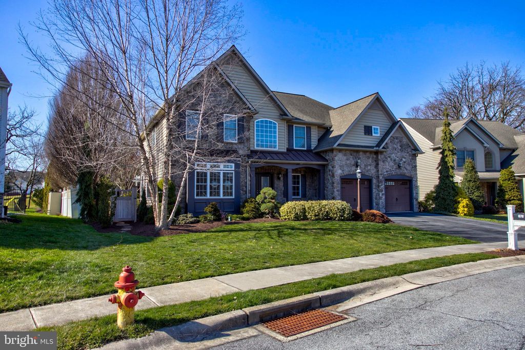 Photo of 678 JAKE LANDIS RD, LITITZ, PA 17543 (MLS # PALA2032954)