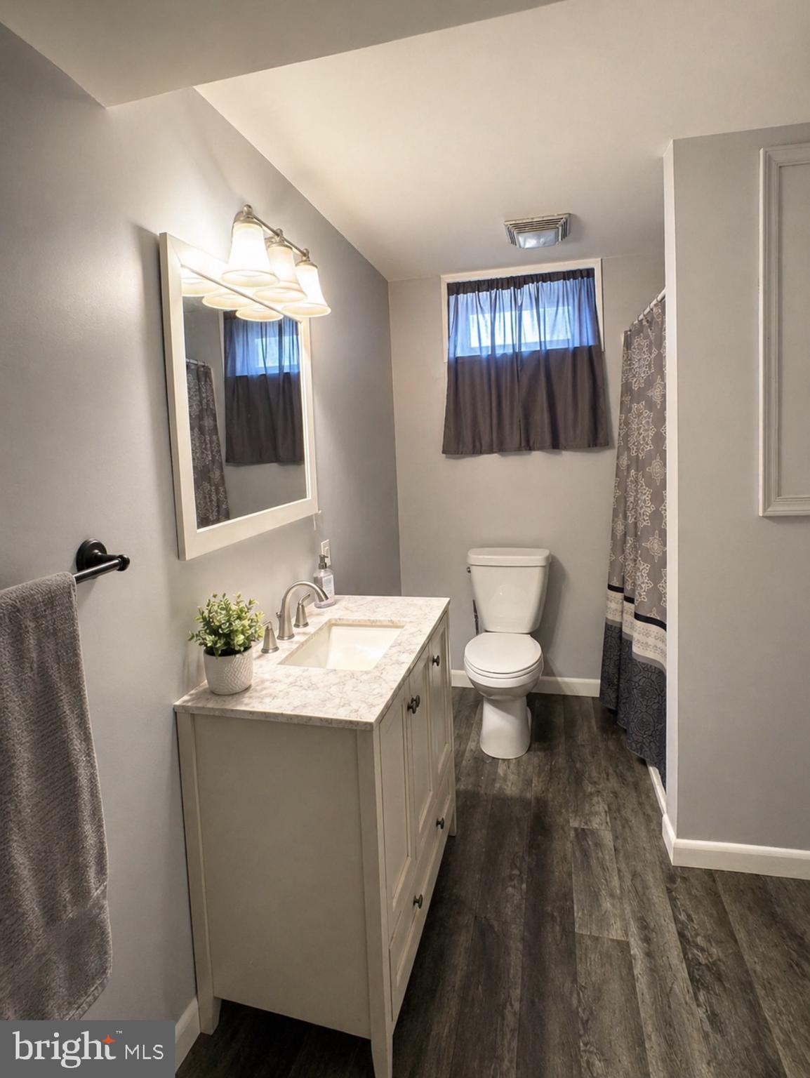 HAMILTON - Residential