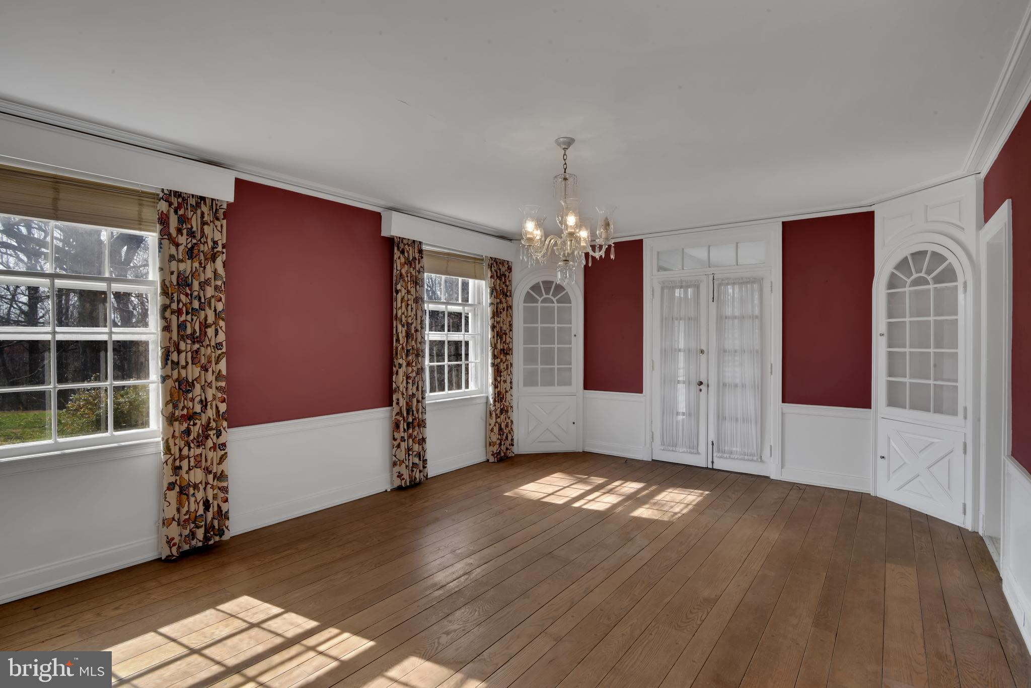 MASON NECK - Residential