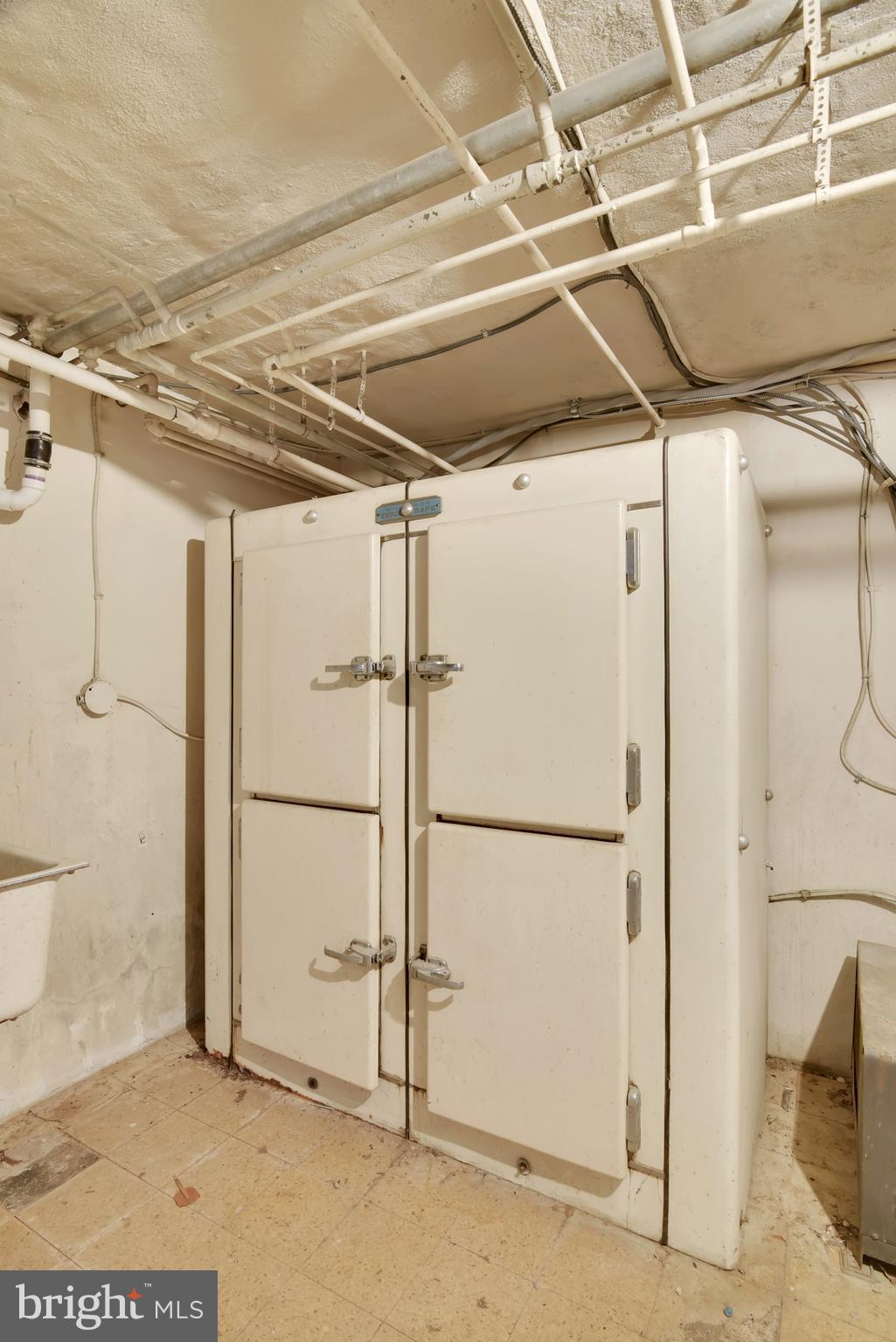 MASON NECK - Residential