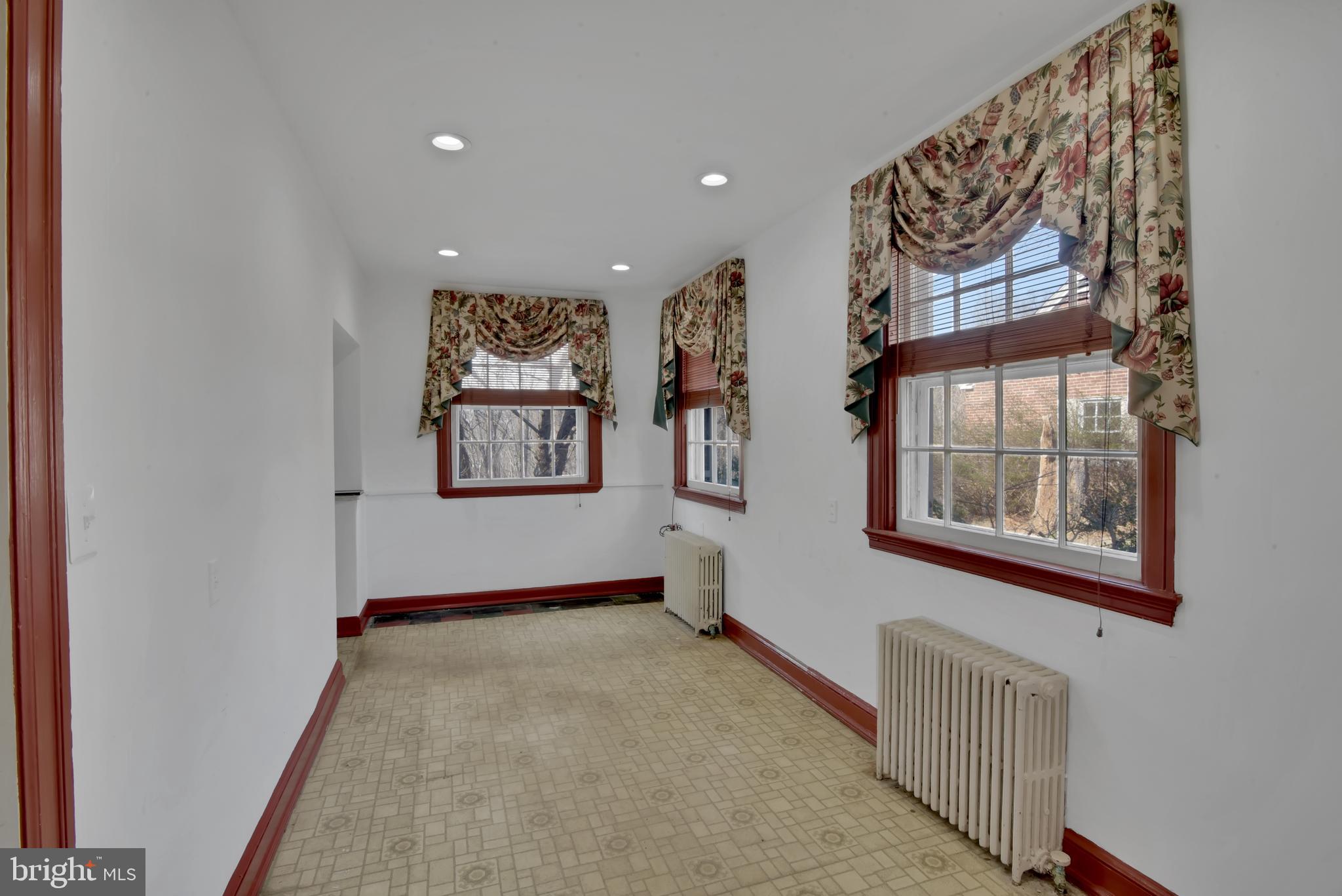 MASON NECK - Residential