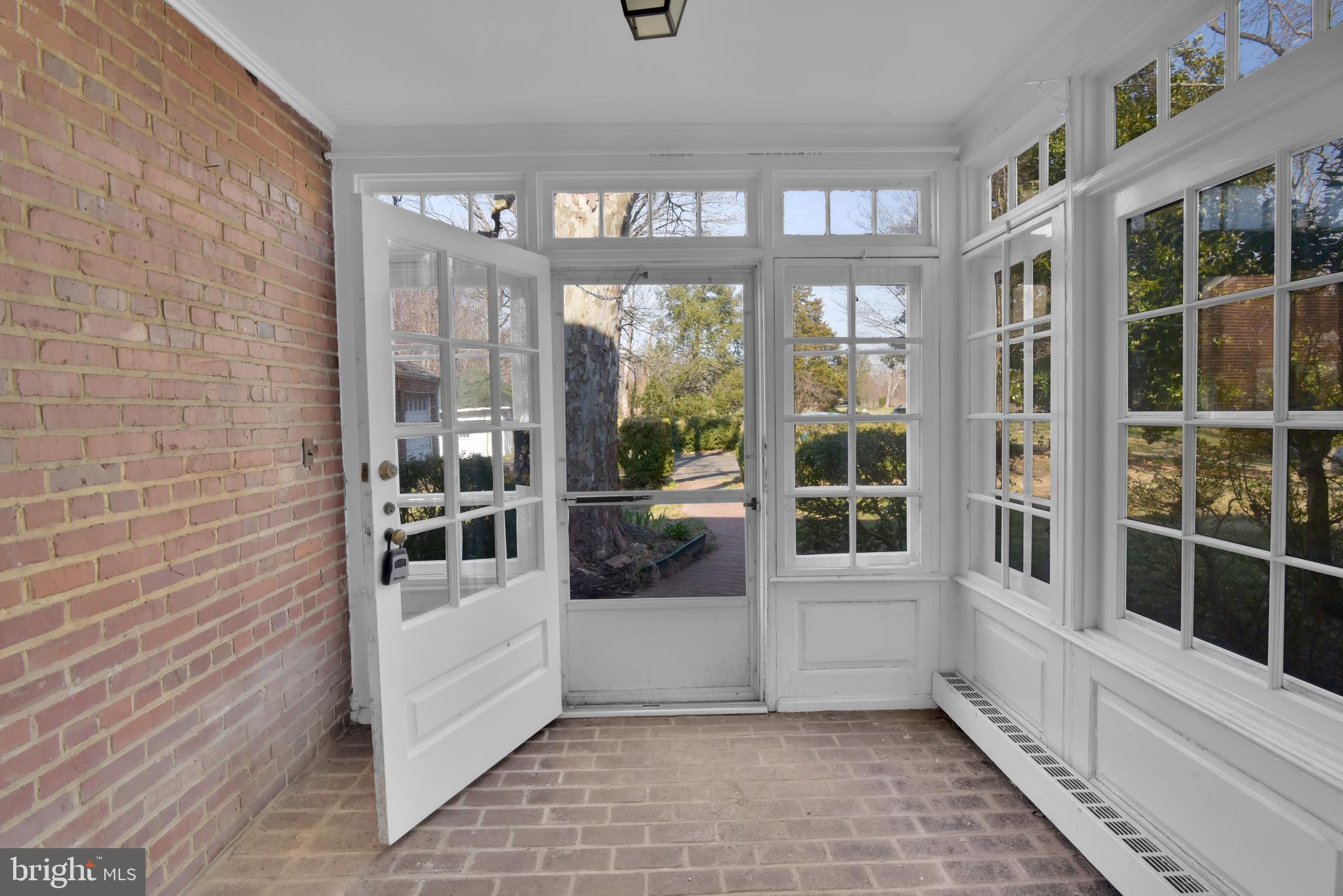 MASON NECK - Residential