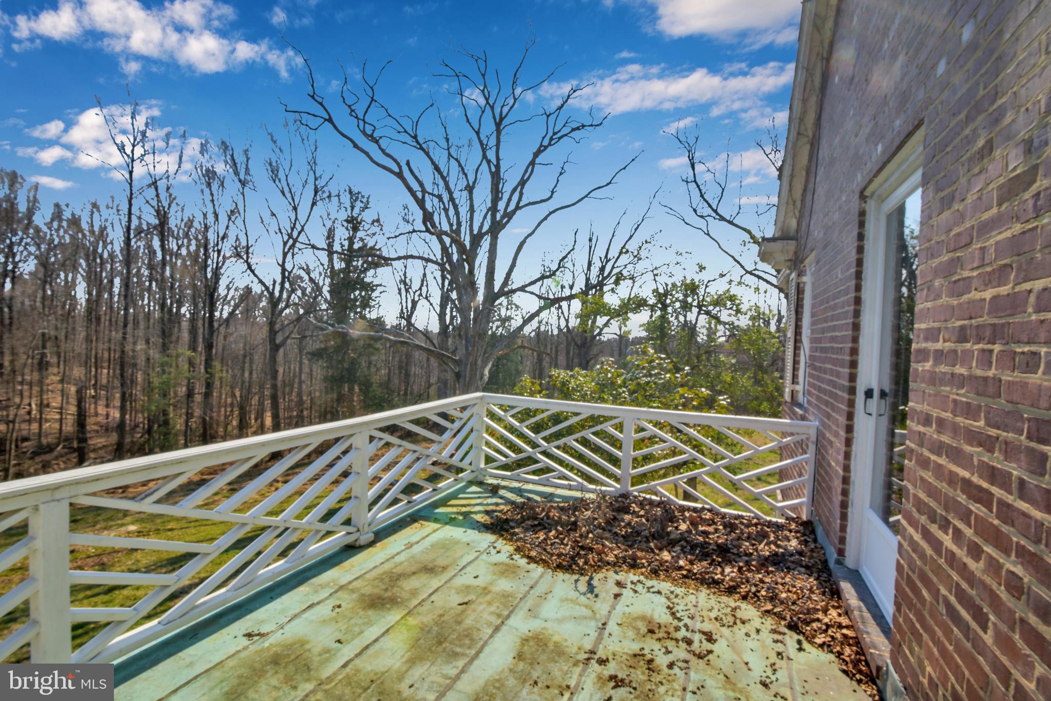 MASON NECK - Residential