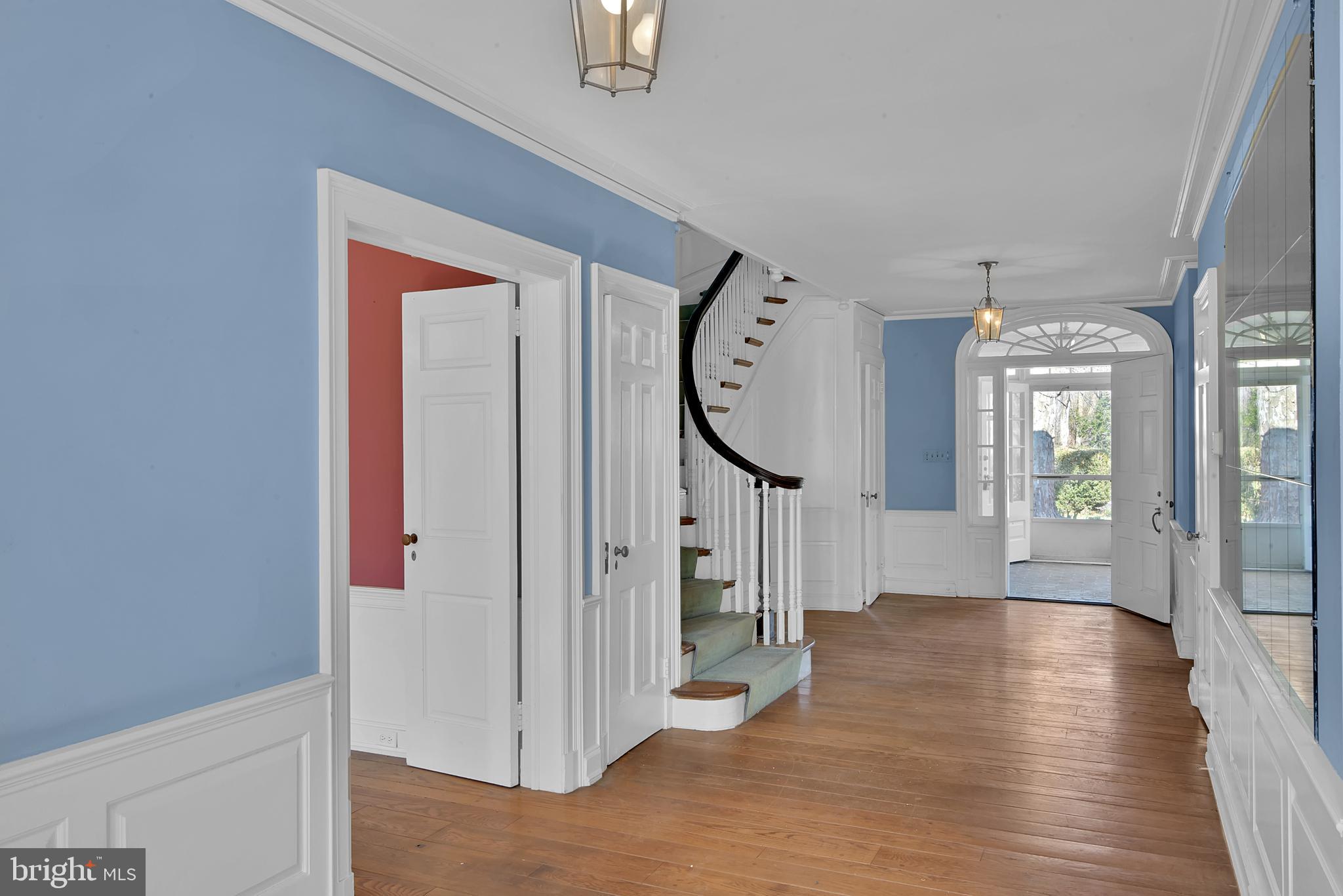 MASON NECK - Residential