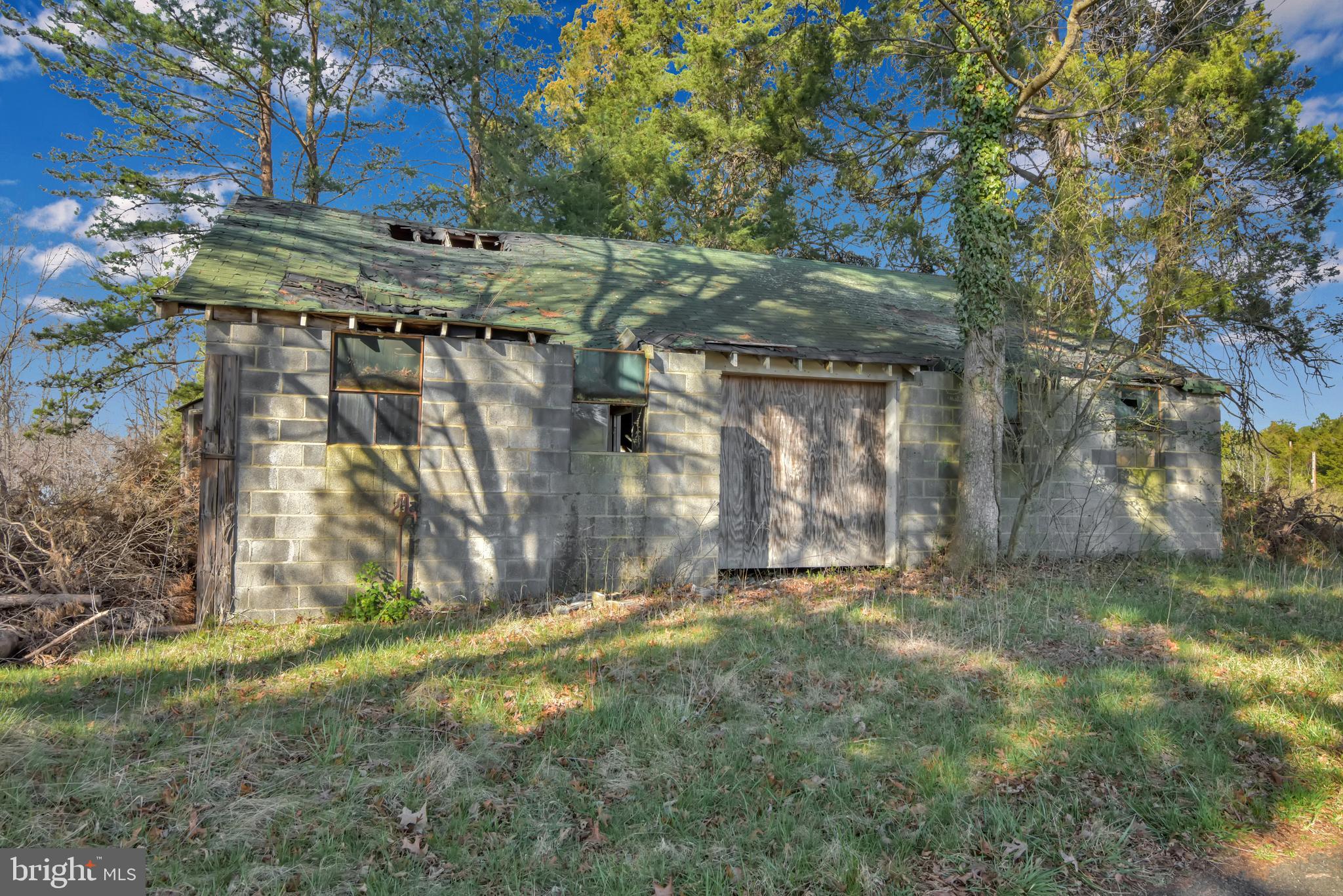 MASON NECK - Residential