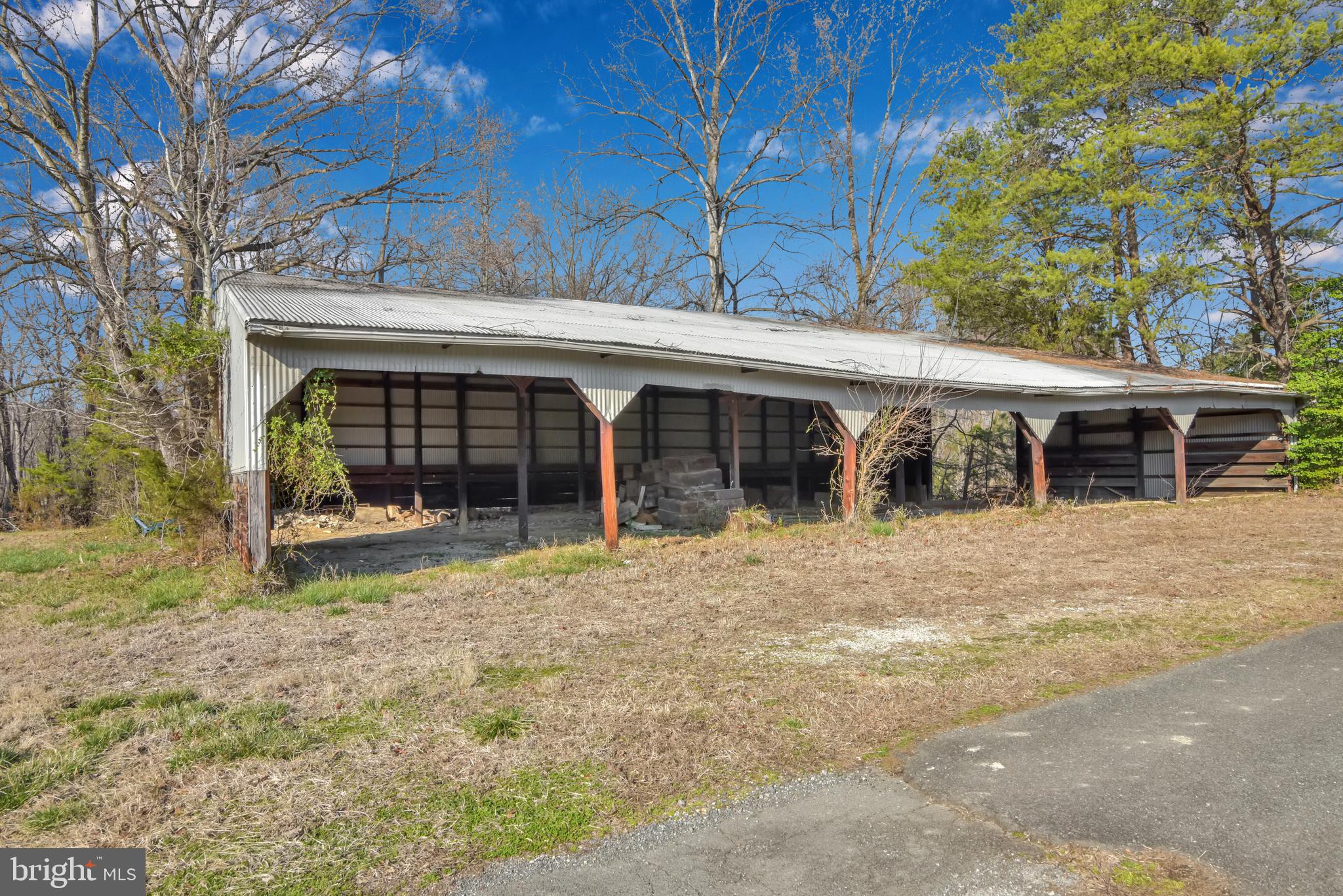 MASON NECK - Residential