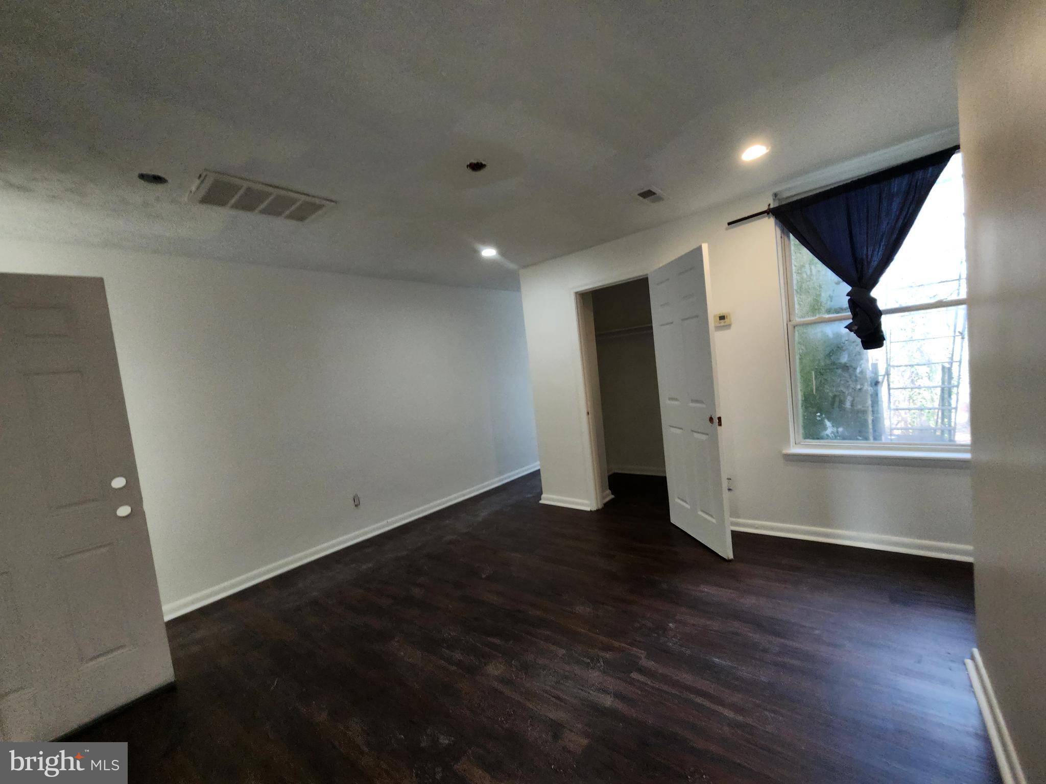 HARLEM PARK - Residential Income