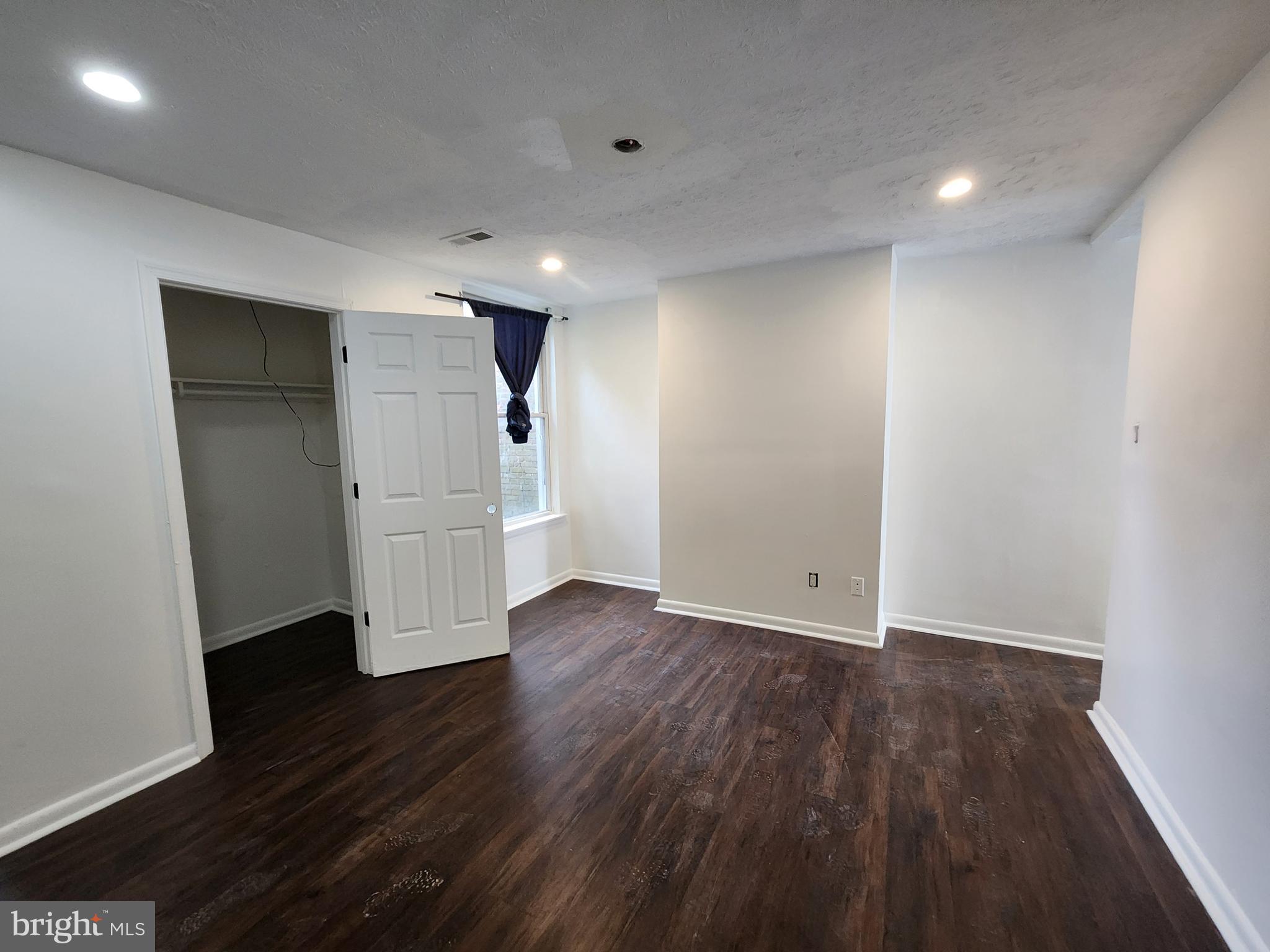 HARLEM PARK - Residential Income